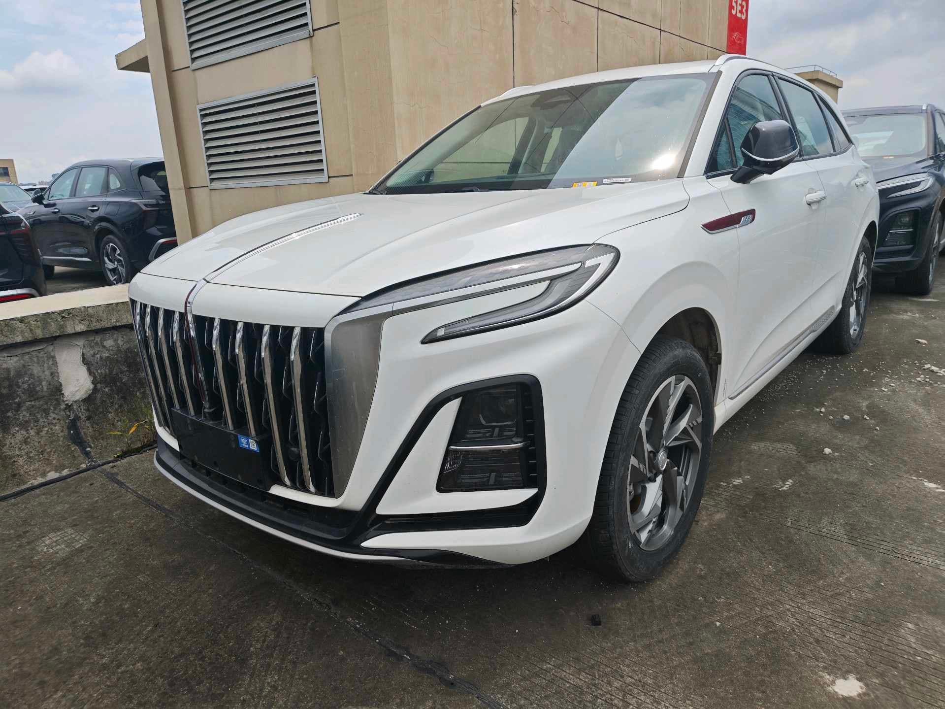 Hongqi HS3 New Energy 2024 Model Year PHEV exterior