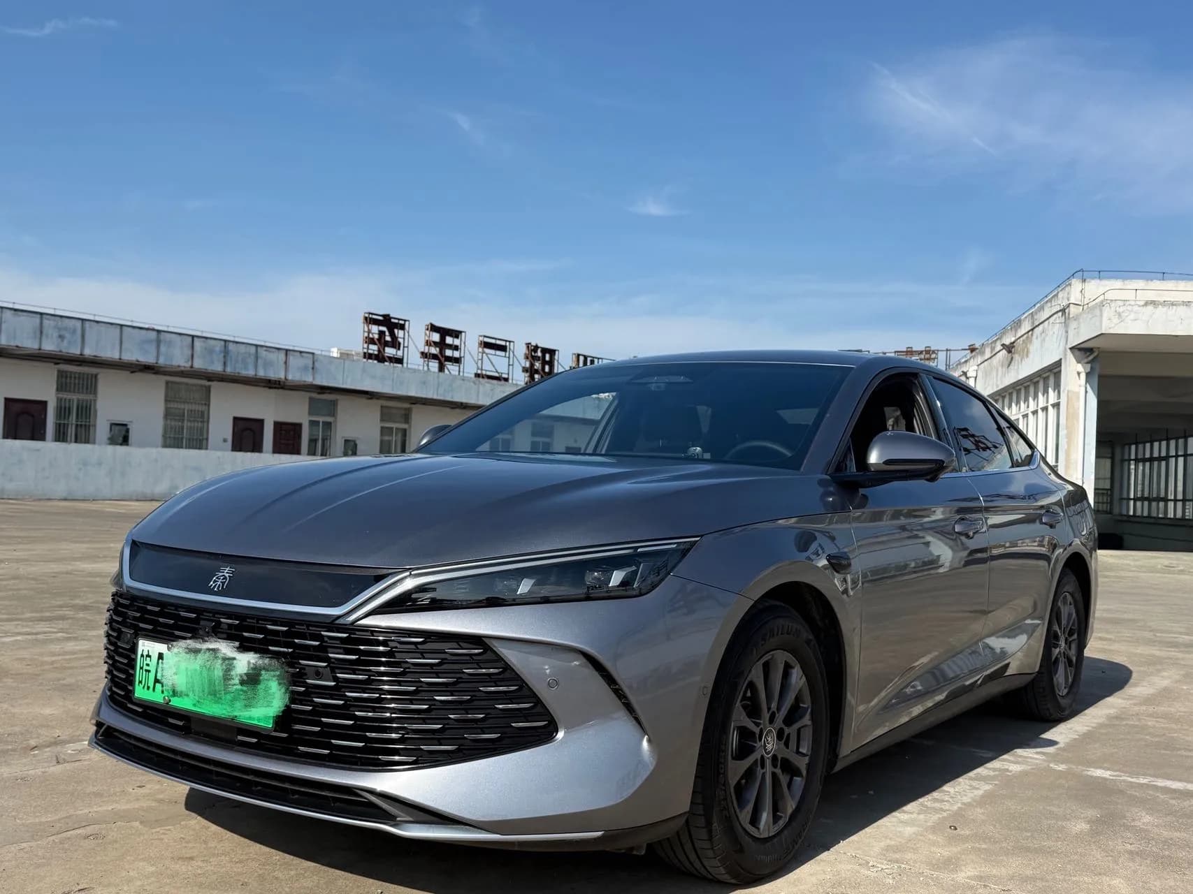 BYD 2025 Qin L DM-i 1.5 CVT Intelligent Driving Edition 80KM Leading Model Automatic exterior