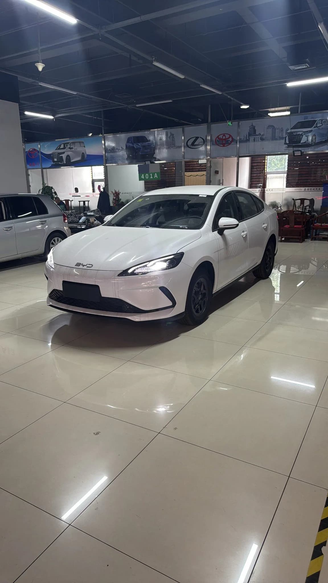 Seal 05 DM-i 2026 Model DM-i 128KM Luxury exterior