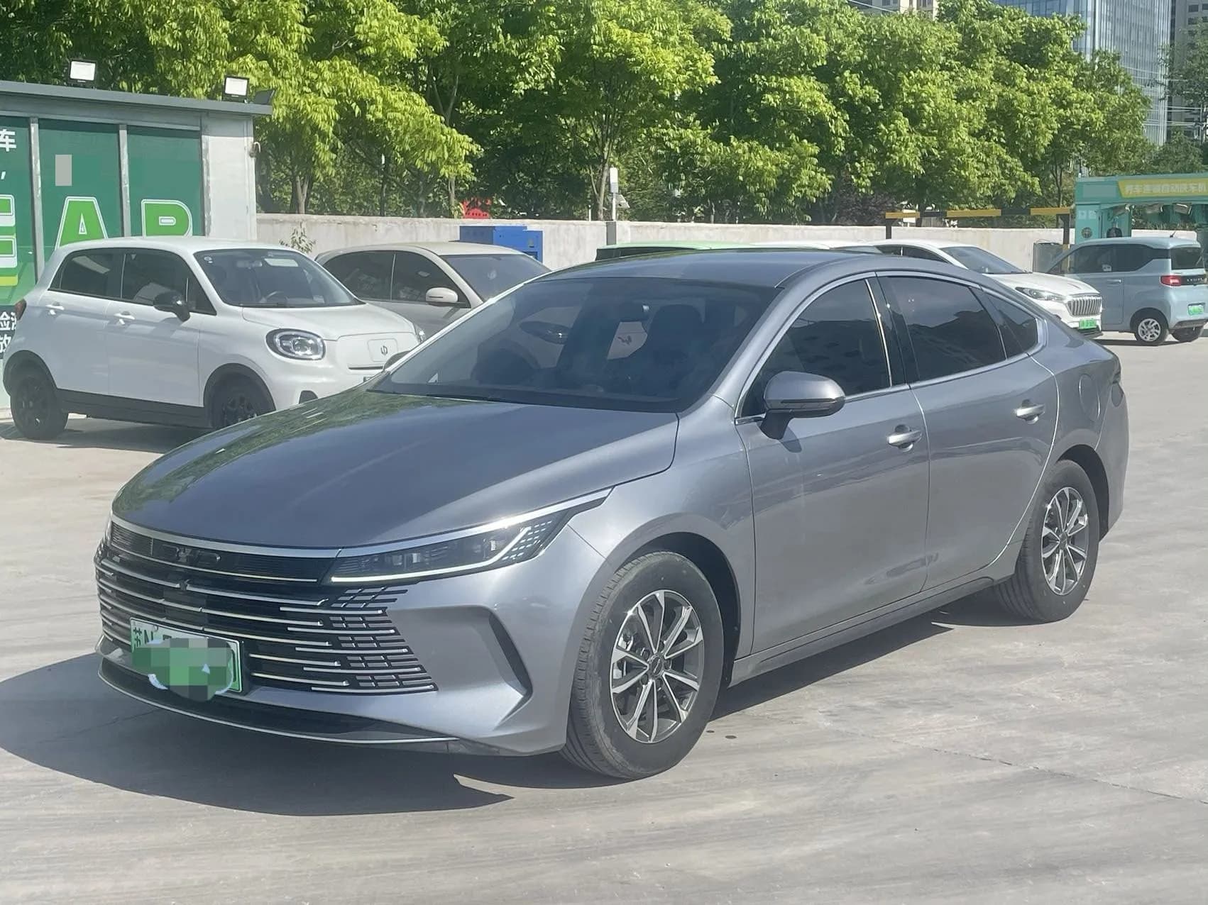 BYD 2023 Destroyer 05 DM-i 1.5 CVT 55KM Champion Edition Luxury Automatic exterior