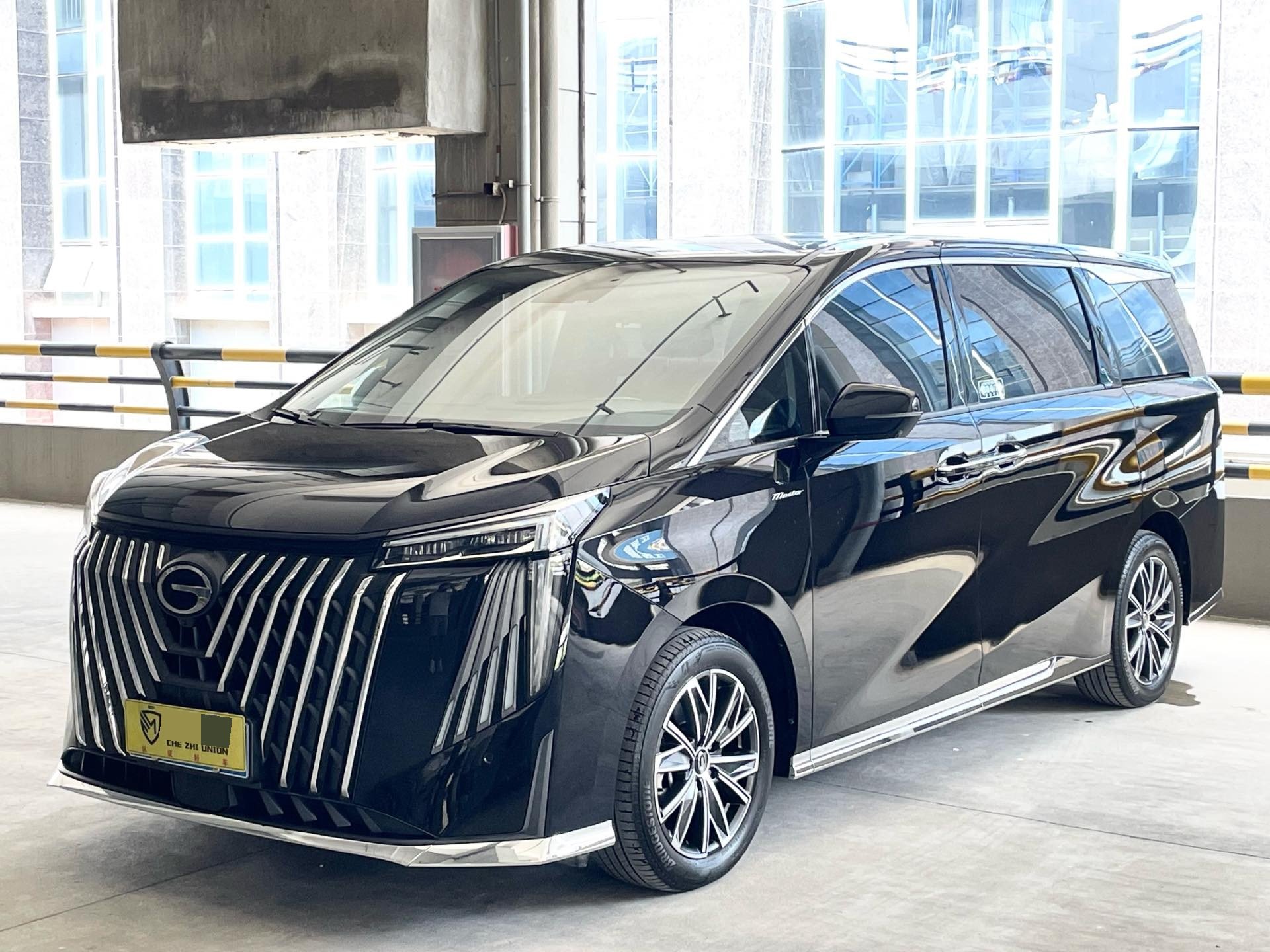 GAC Trumpchi M8 2023 Model Year Master Series 390T Premium Edition exterior