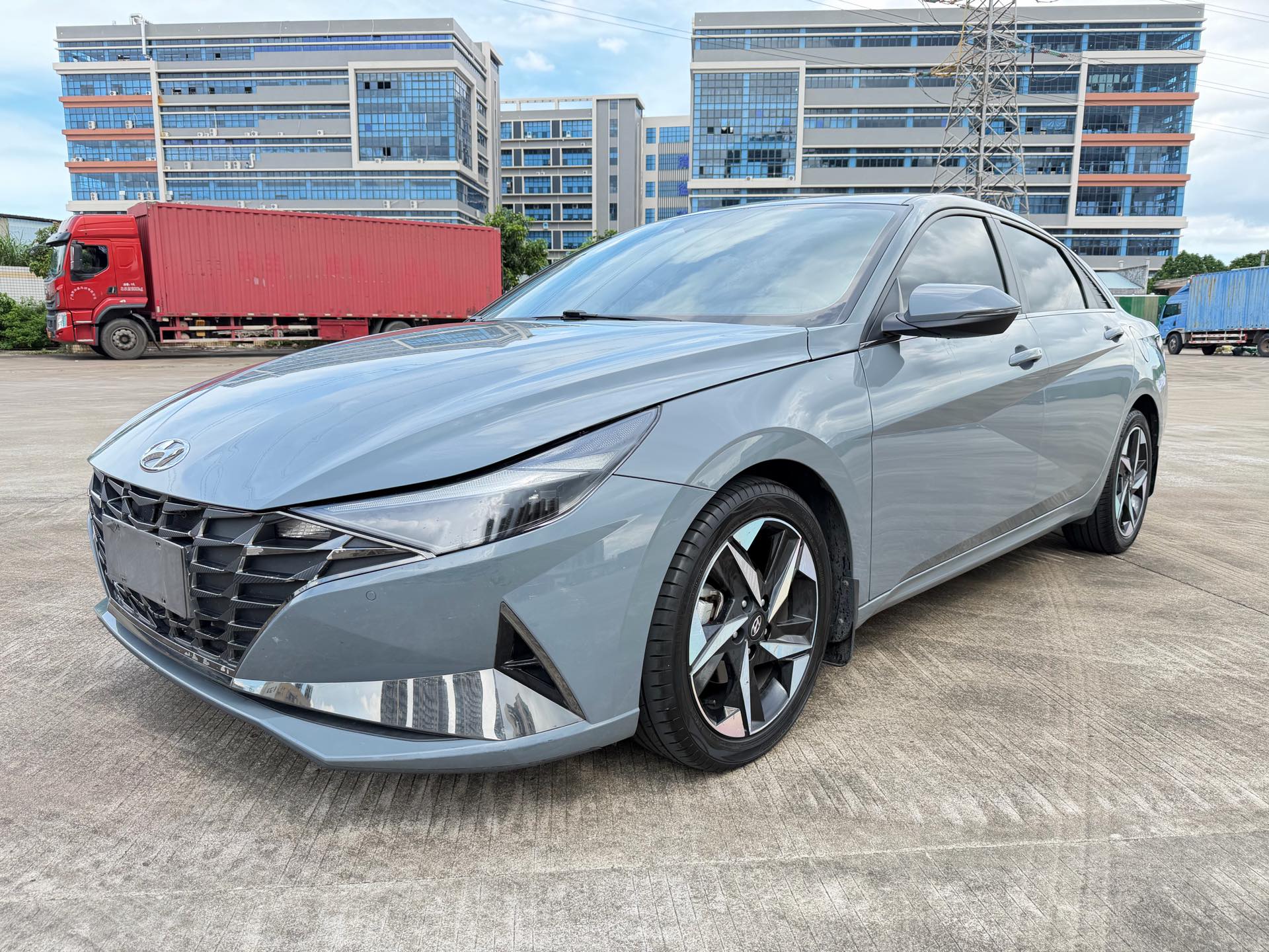 2023 Elantra 1.5L CVT LUX Premium Edition