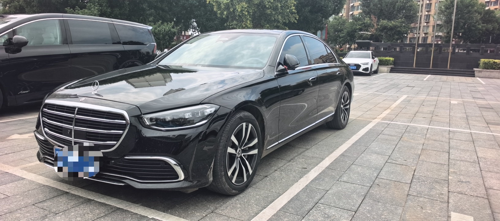Mercedes-Benz S-Class (Imported) 2024 Model Year S 400 L 48V 2.5T Luxury Trim, Automatic Transmission exterior