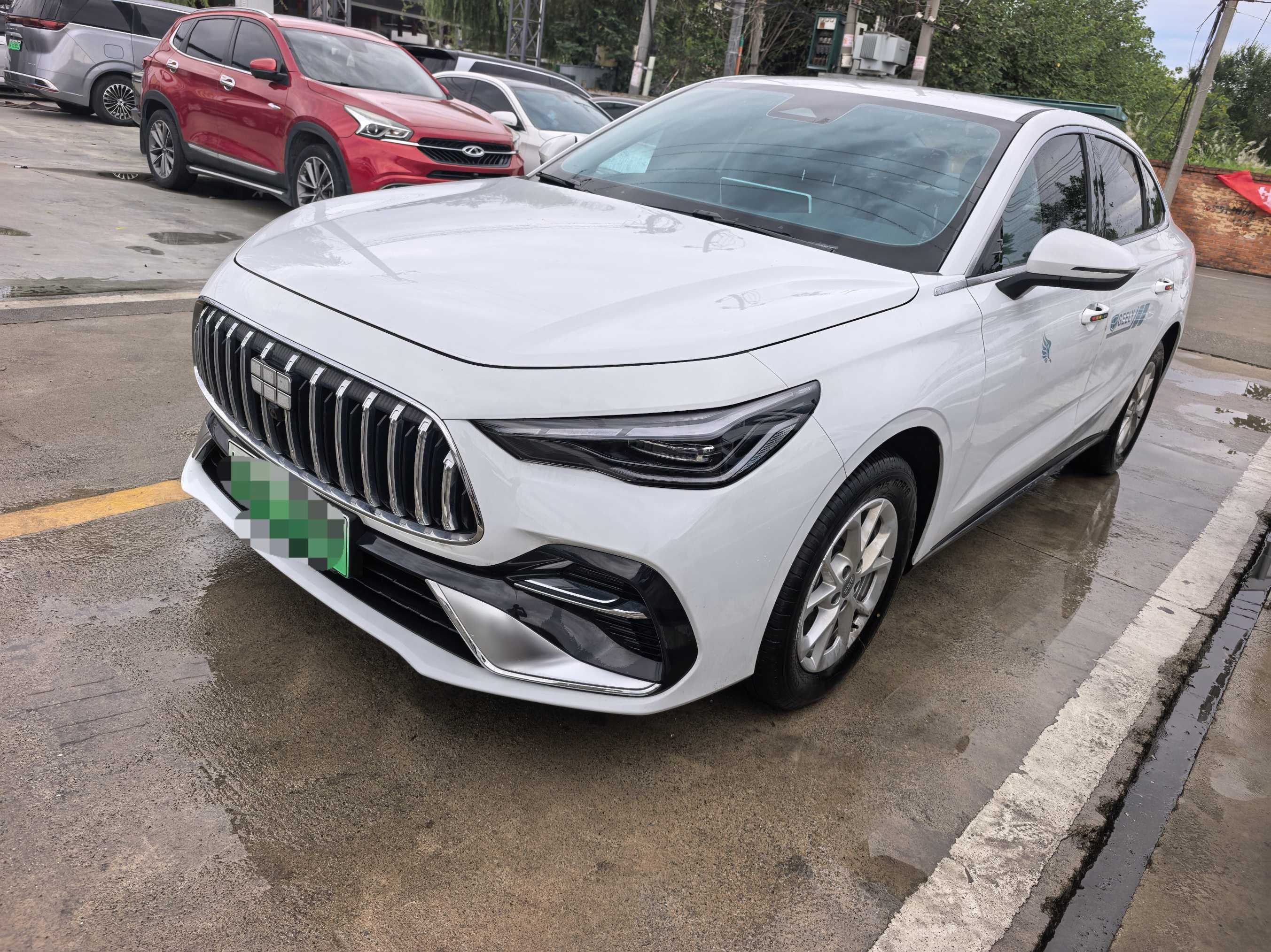 Geely Galaxy 2025 Star Glory 6 EM-i 1.5 125km Long-Range Edition, Automatic Transmission exterior