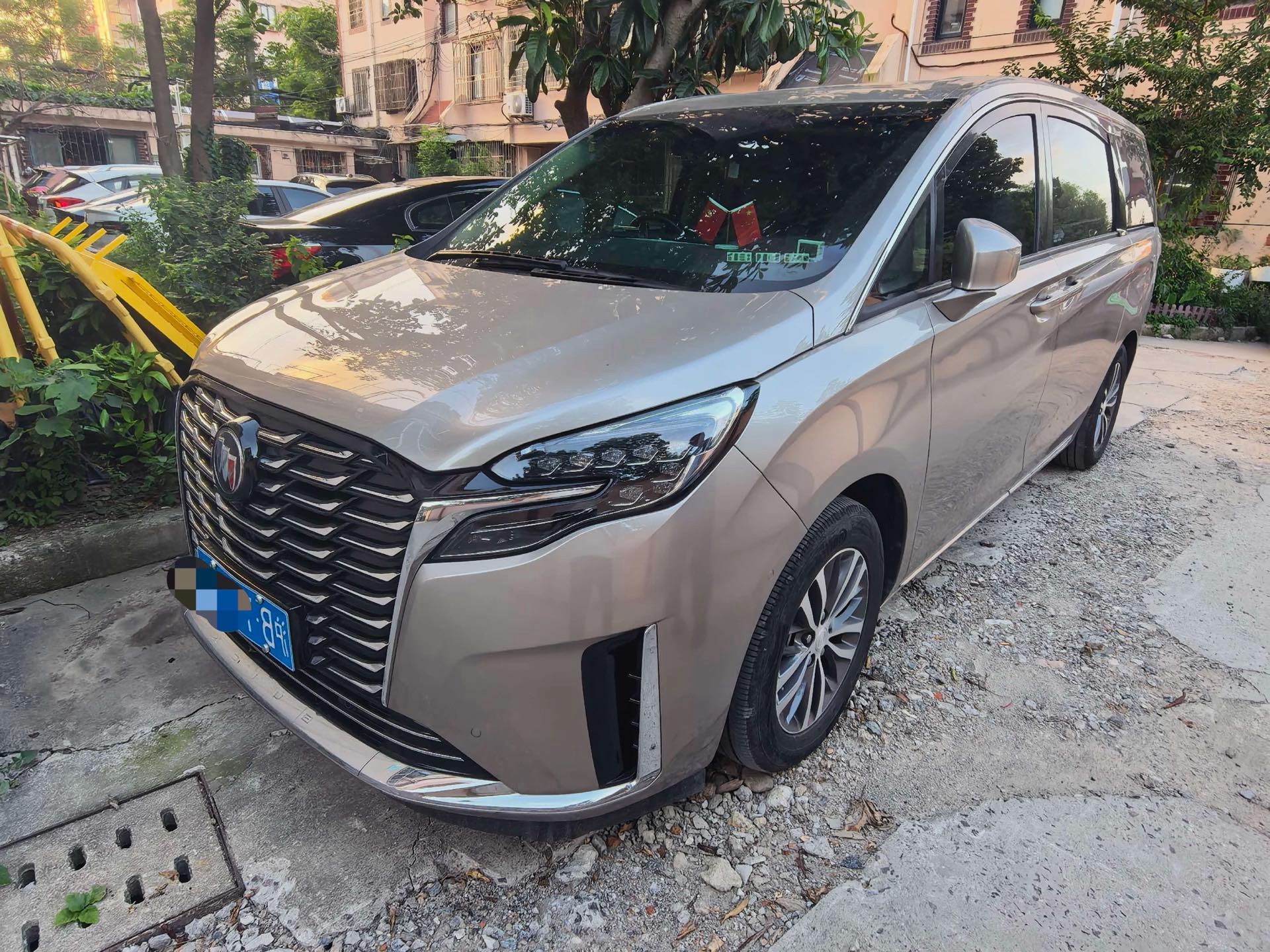 2023 Buick GL8 ES Luzun 653T Premium Edition exterior