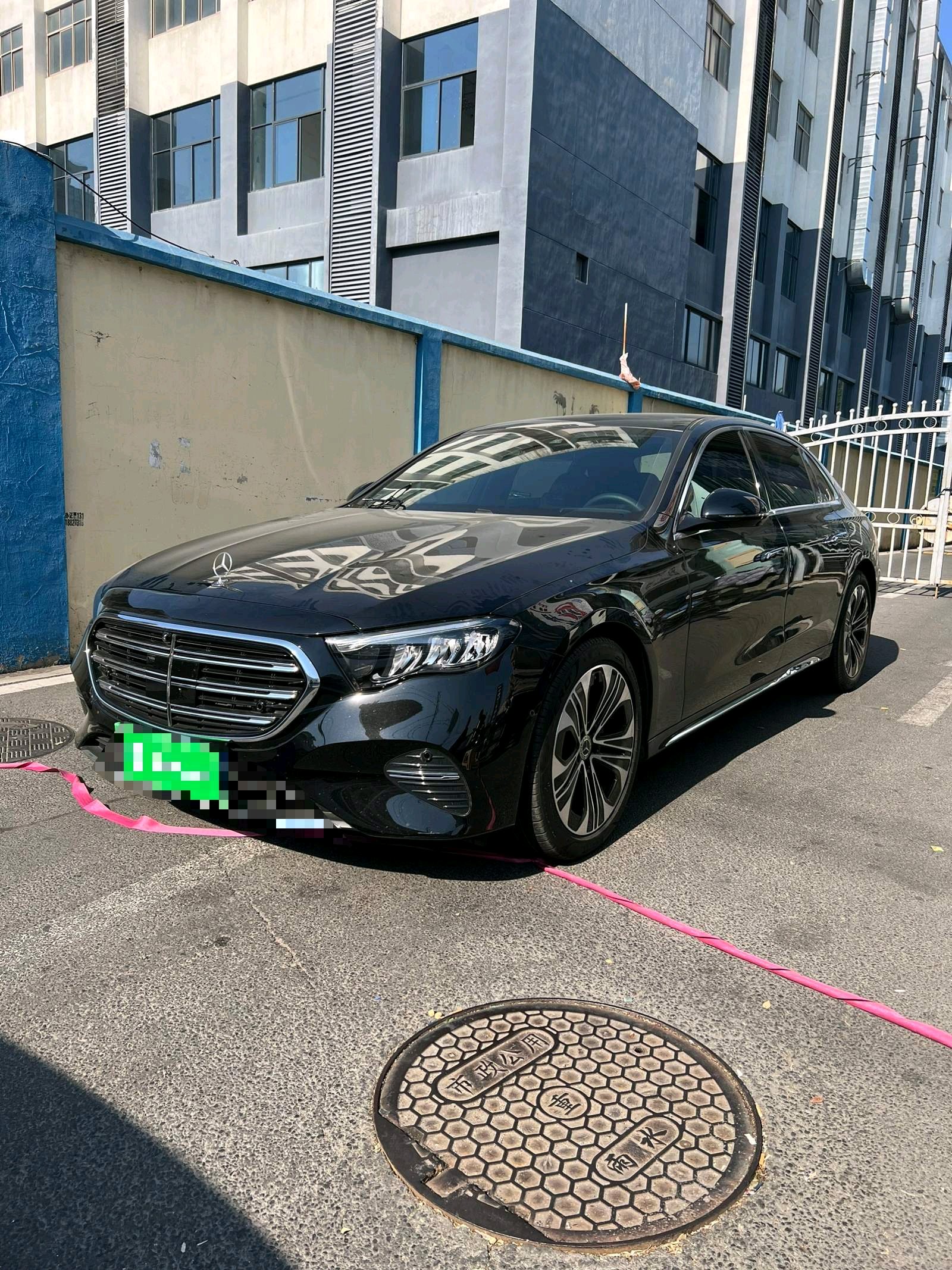 2026 Mercedes-Benz E-Class E 300 L 48V 2.0T Luxury Edition, Automatic Transmission exterior
