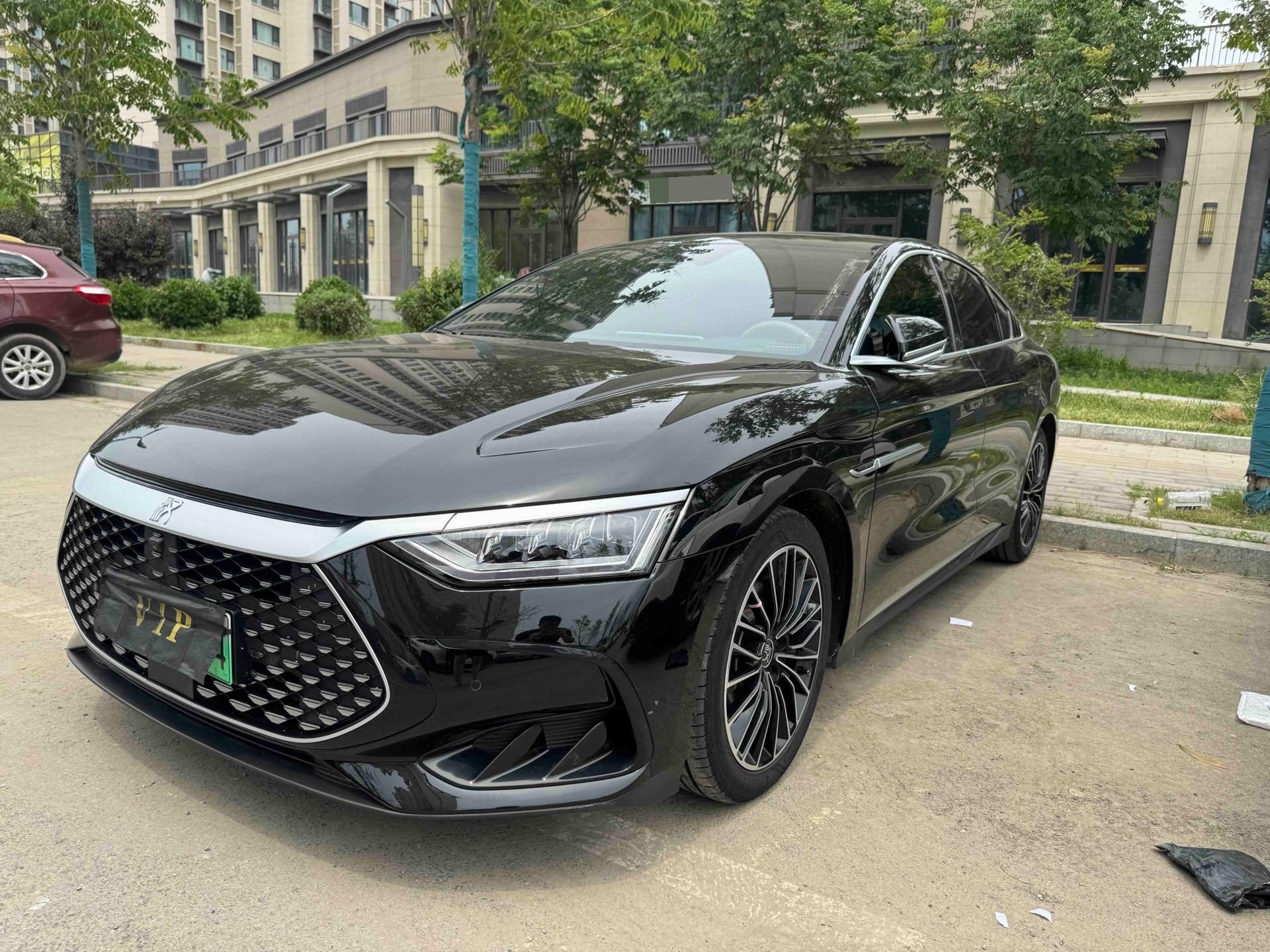 BYD 2024 Han DM-i 1.5T CVT Glory Edition 121KM Premium Automatic exterior