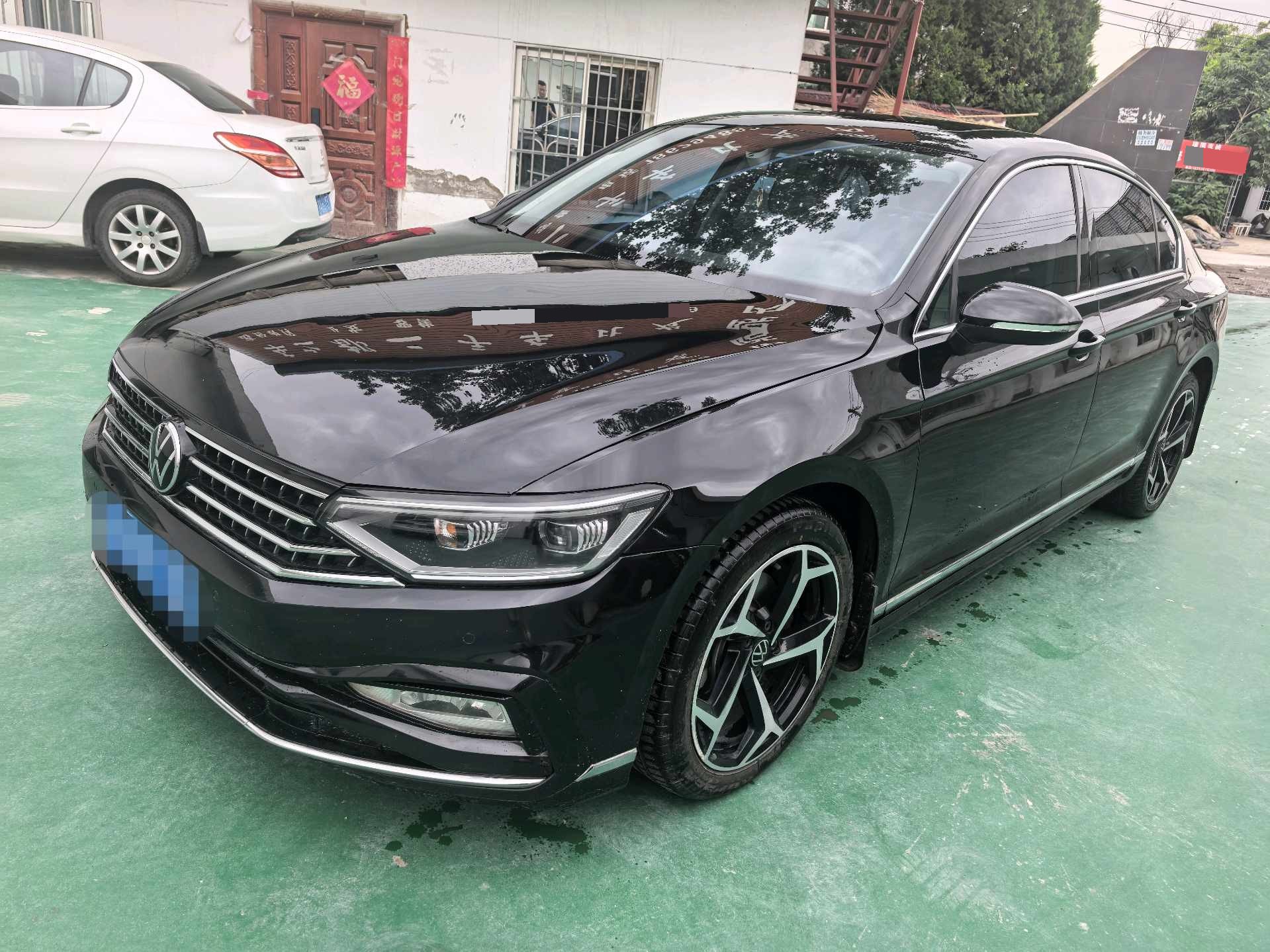 Volkswagen 2023 Magotan 2.0TSI 330TSI 2 Million Units Commemorative Edition Leading Trim, Automatic Transmission exterior
