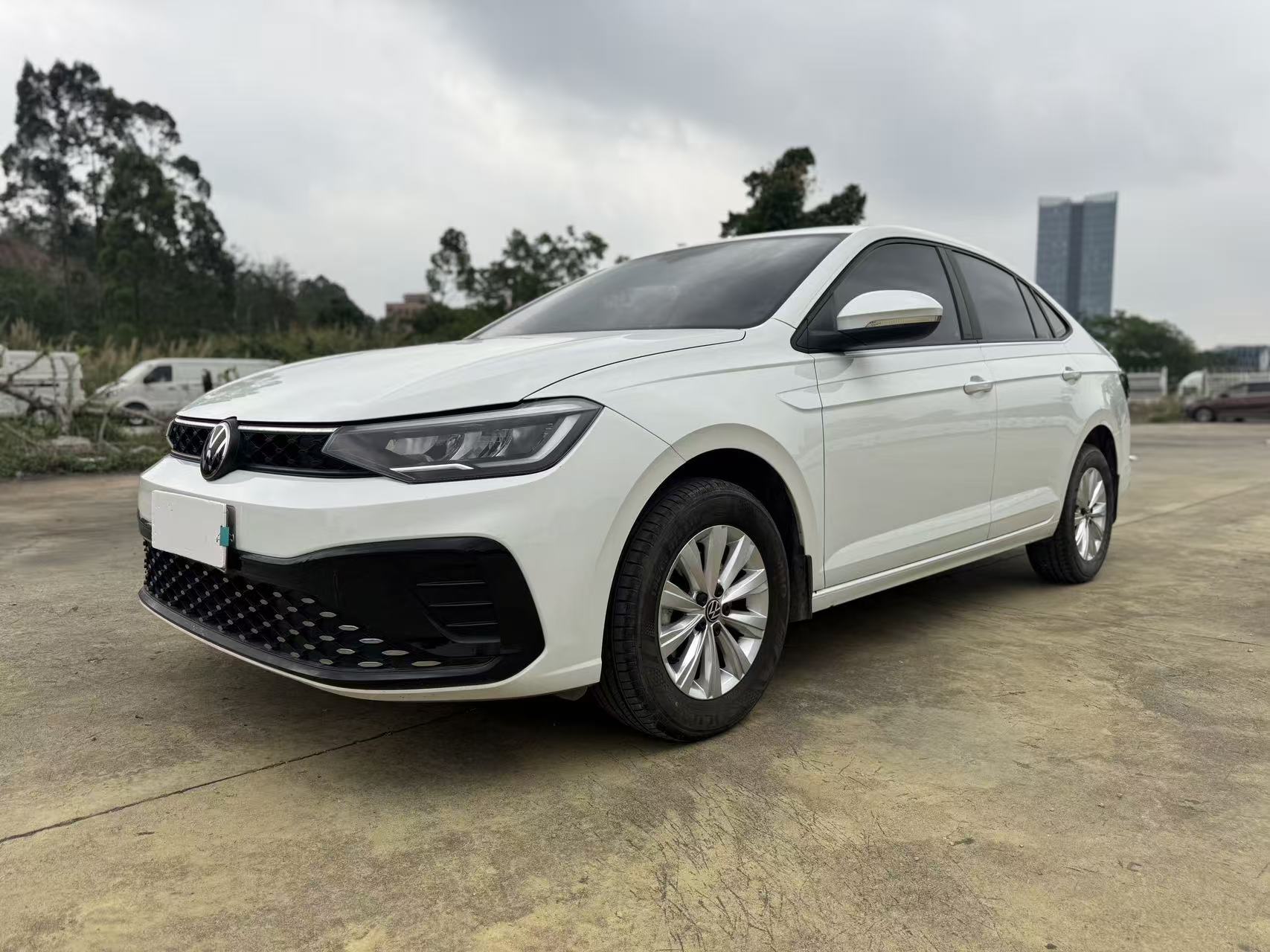 Volkswagen 2023 Lavida New Edge 1.5 New Yi Edition Automatic Transmission exterior