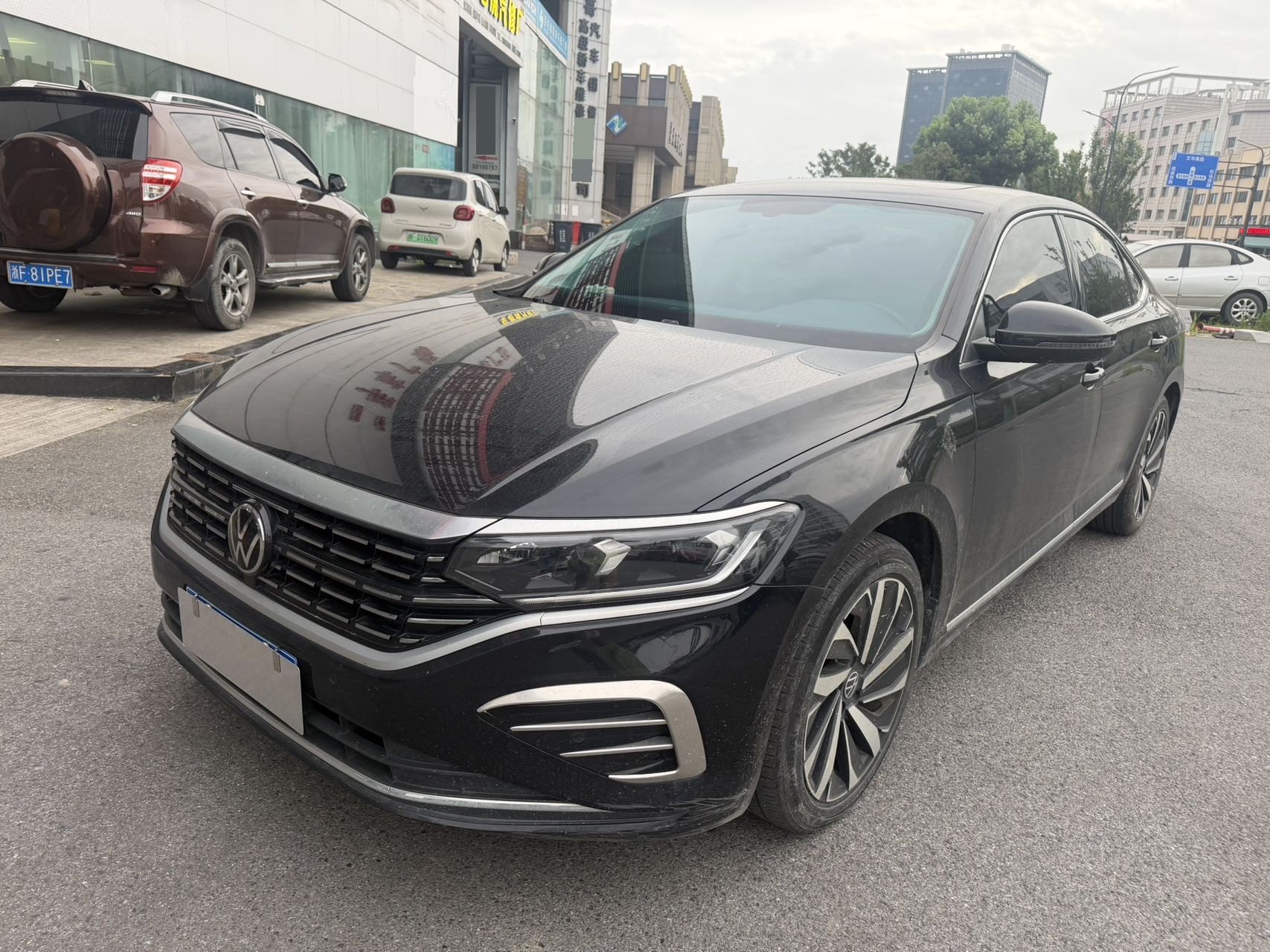 2023 Passat 330TSI Elite Edition exterior