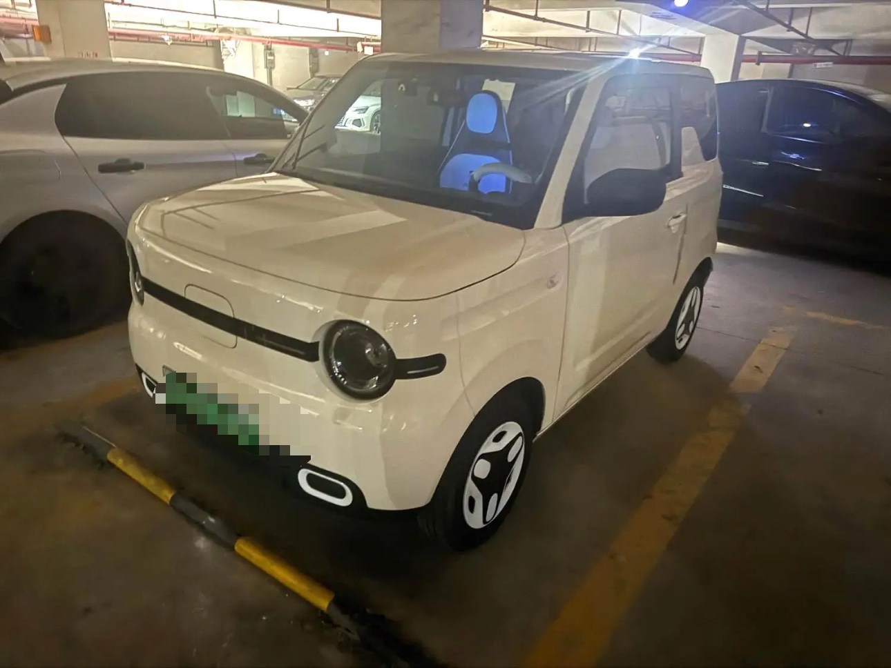 Geely 2025 Panda MINI 210 km "Energetic Bear" Automatic Transmission exterior
