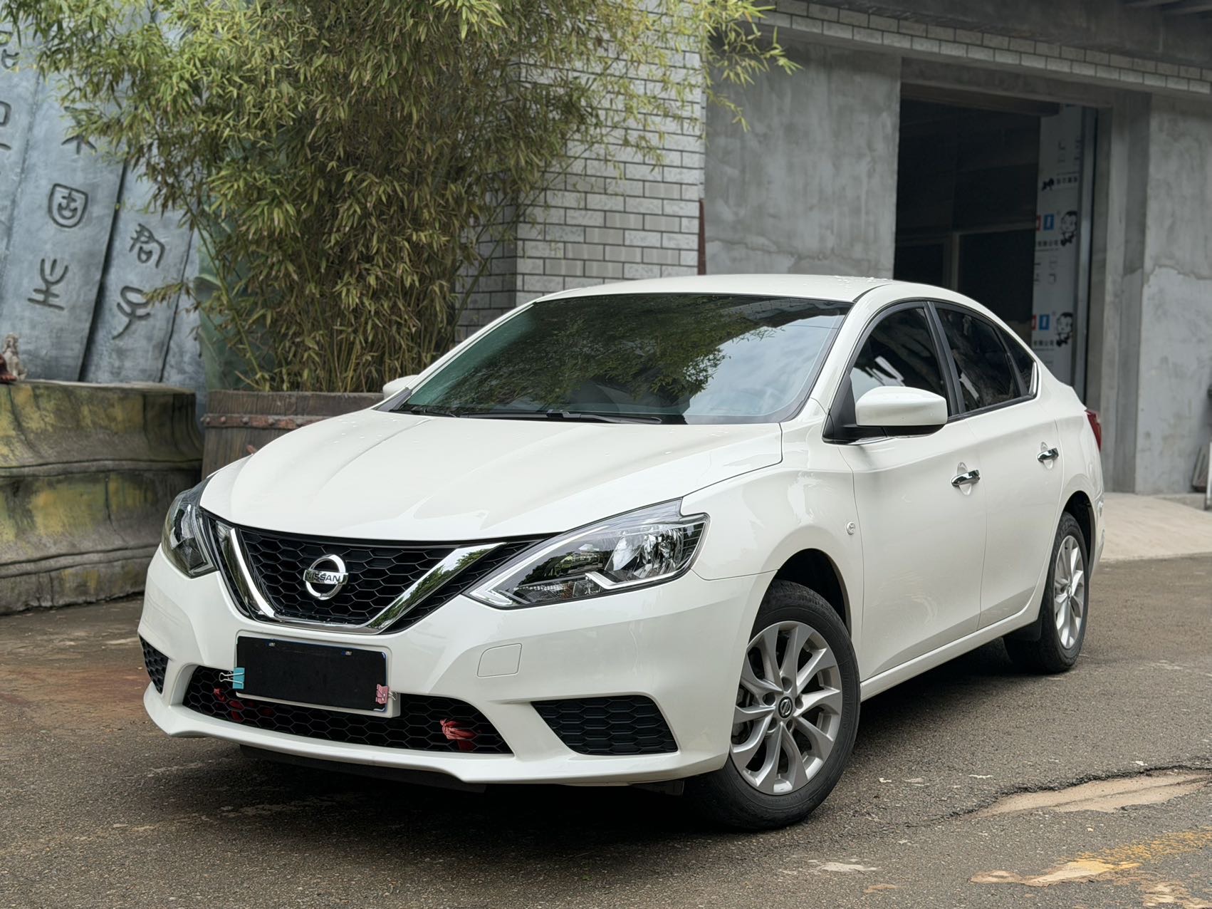 2024 Nissan Sylphy Classic 1.6 CVT XE Comfort Edition, Automatic Transmission exterior