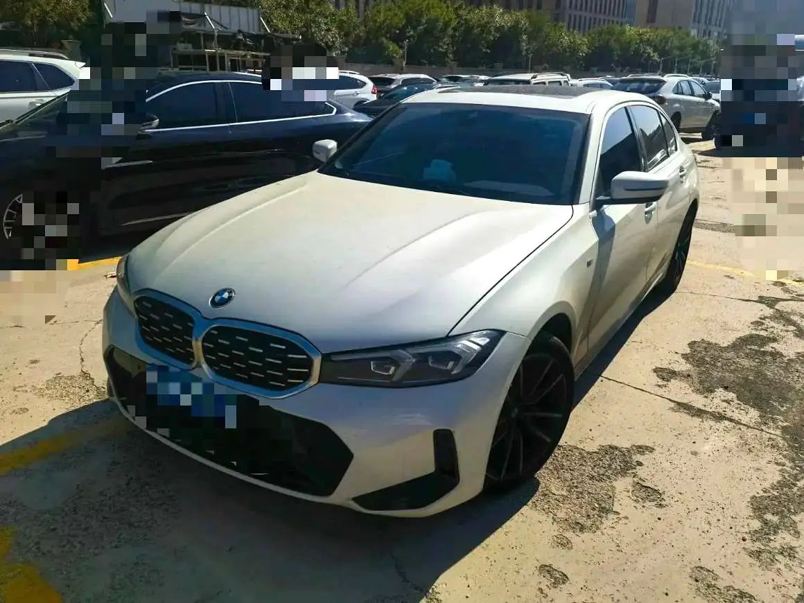 BMW 3 Series 2025 Model Year 325Li 2.0T M Sport Package, Automatic Transmission exterior
