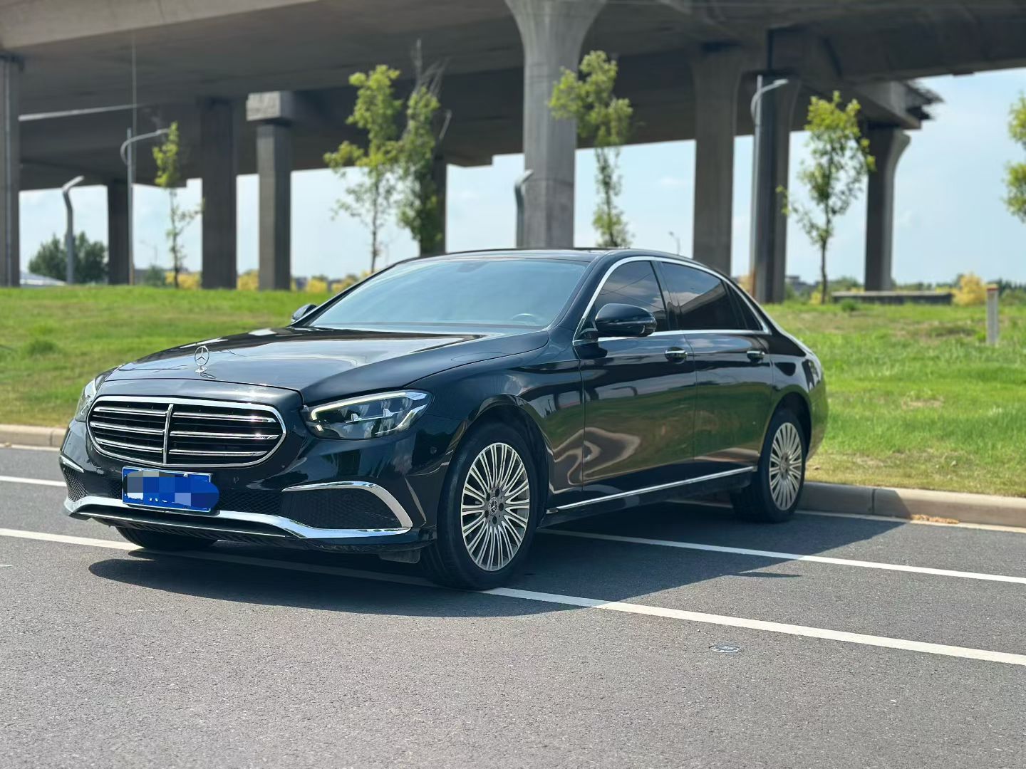 2023 Mercedes-Benz E-Class E 260 L exterior