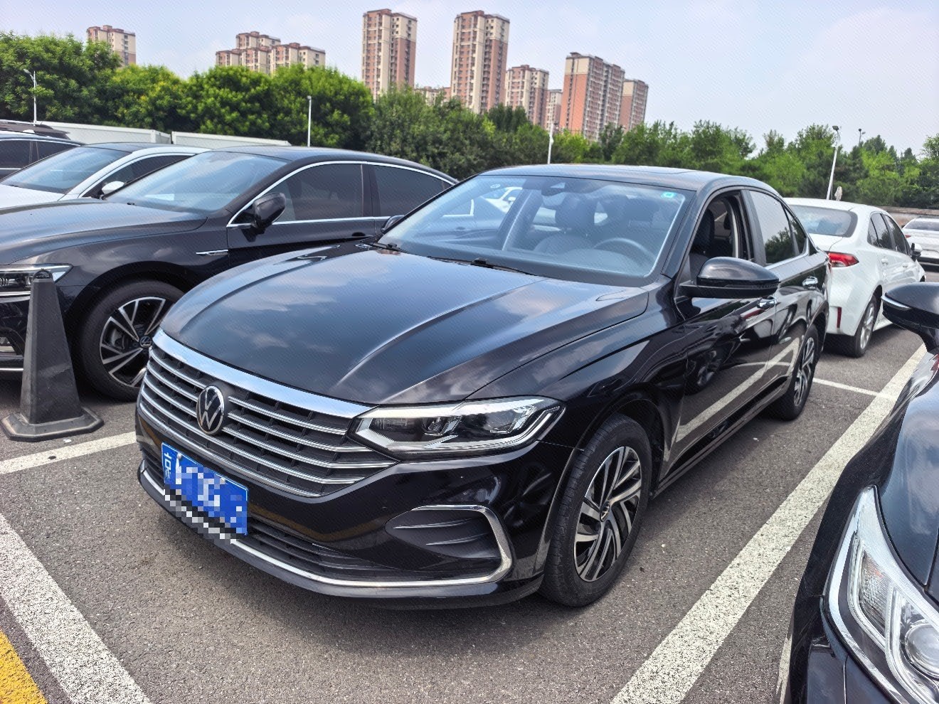 Volkswagen 2023 Lavida 1.5TSI 300TSI "Man Yi" Edition, Automatic Transmission exterior