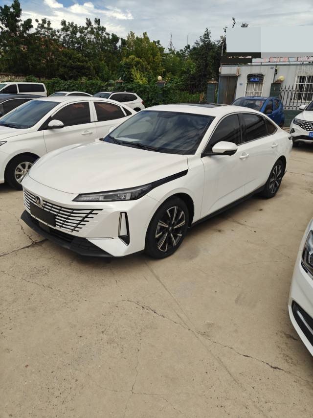 Changan 2025 Eado 1.5T Blue Whale 500Bar Flagship Edition, Automatic Transmission exterior