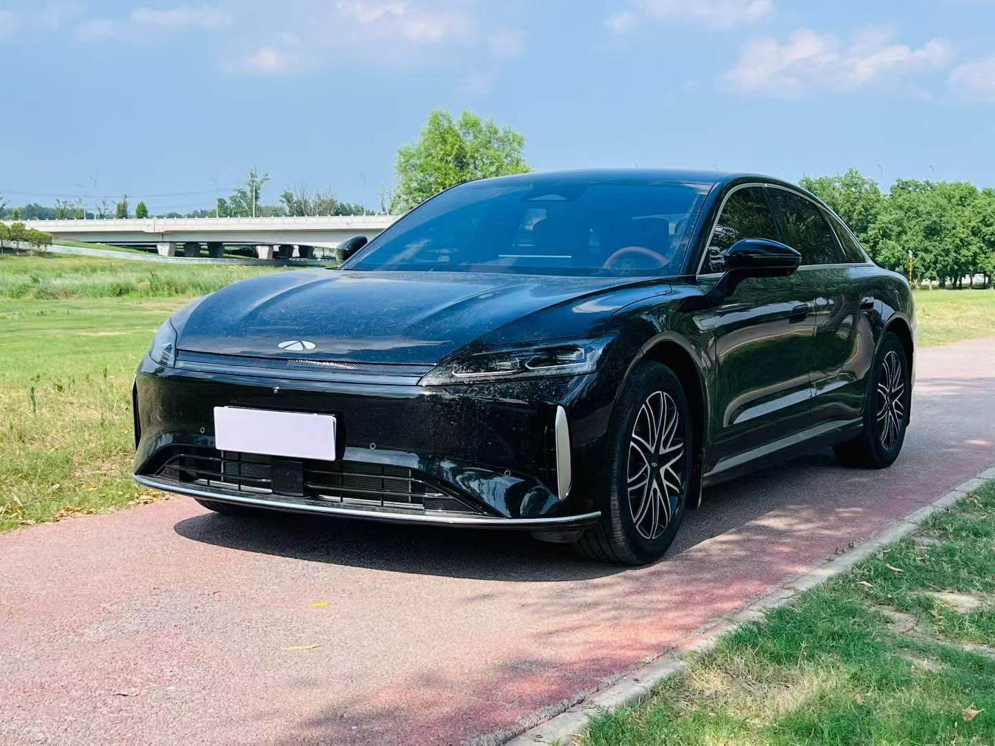 Chery 2025 Fengyun A9L 1.5T 260 Extended Range Premium Edition, Automatic Transmission exterior