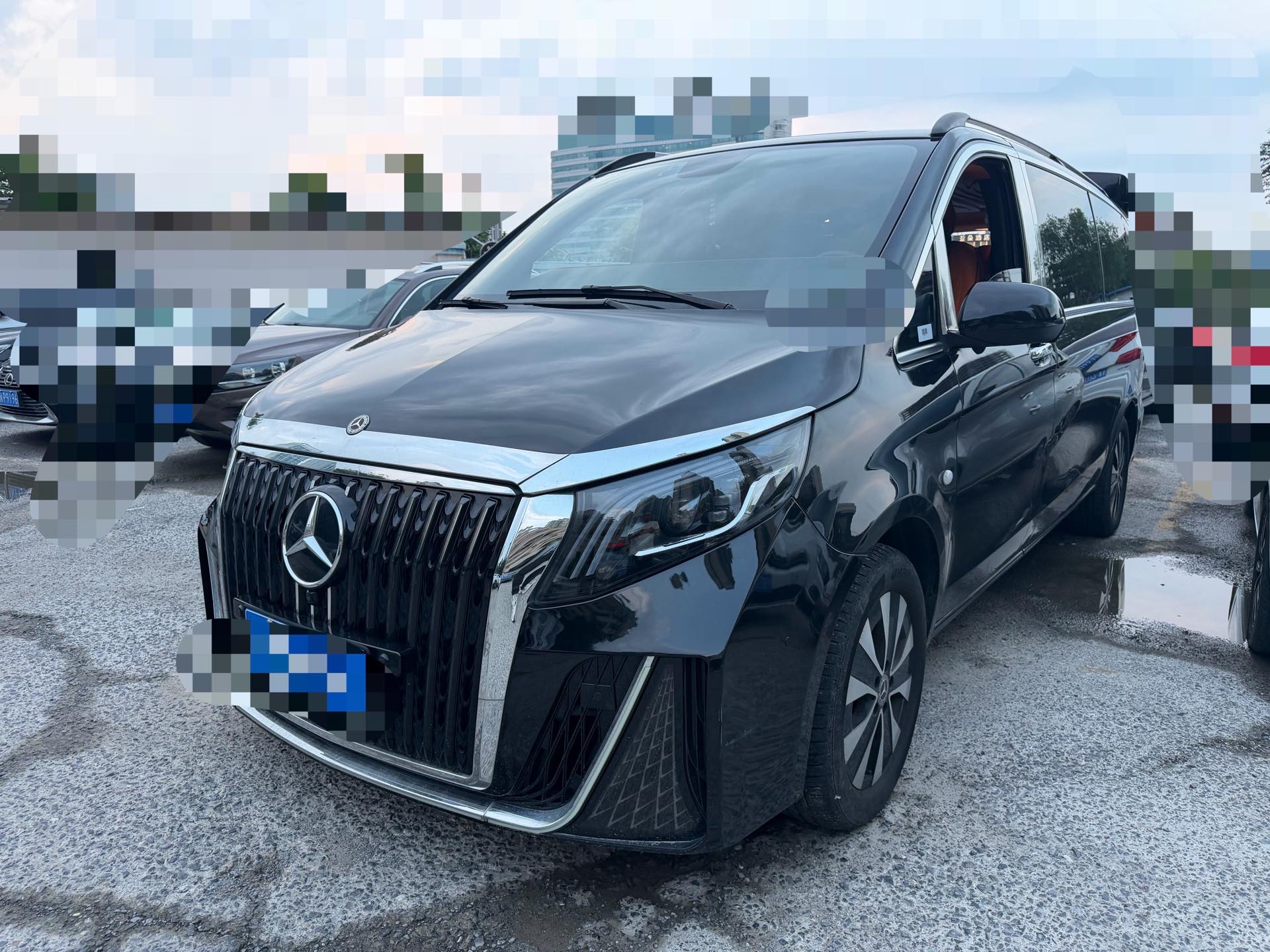 Mercedes-Benz 2023 Vito 2.0T Elite Edition 7-Seater Automatic Transmission exterior