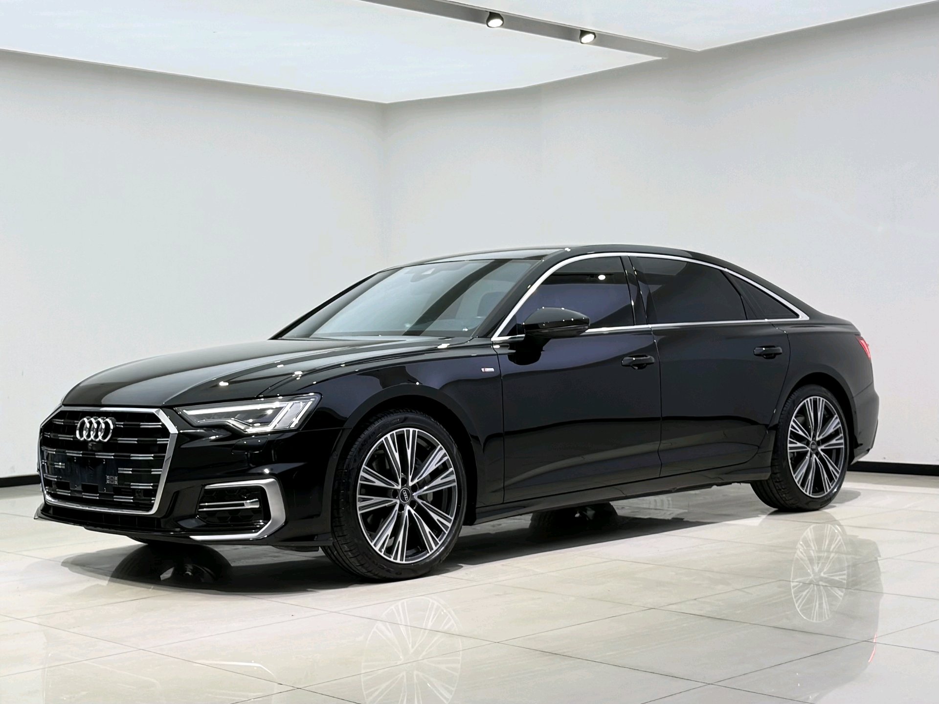 Audi 2025 A6L 2.0 TFSI 45 TFSI Premium Sport Edition, Automatic Transmission exterior