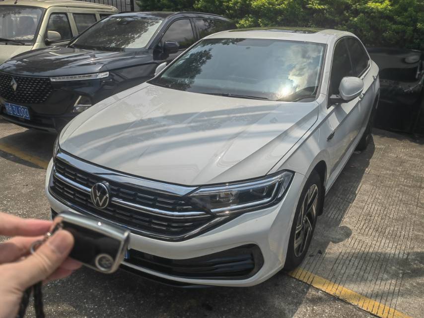 Volkswagen 2025 Jetta 1.5TSI 300TSI Transcend Edition (Facelift) Automatic Transmission exterior