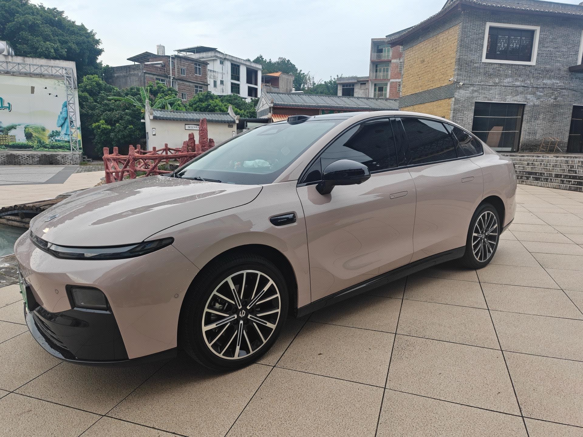 Leapmotor B01 2025 Model 650 LiDAR Edition exterior