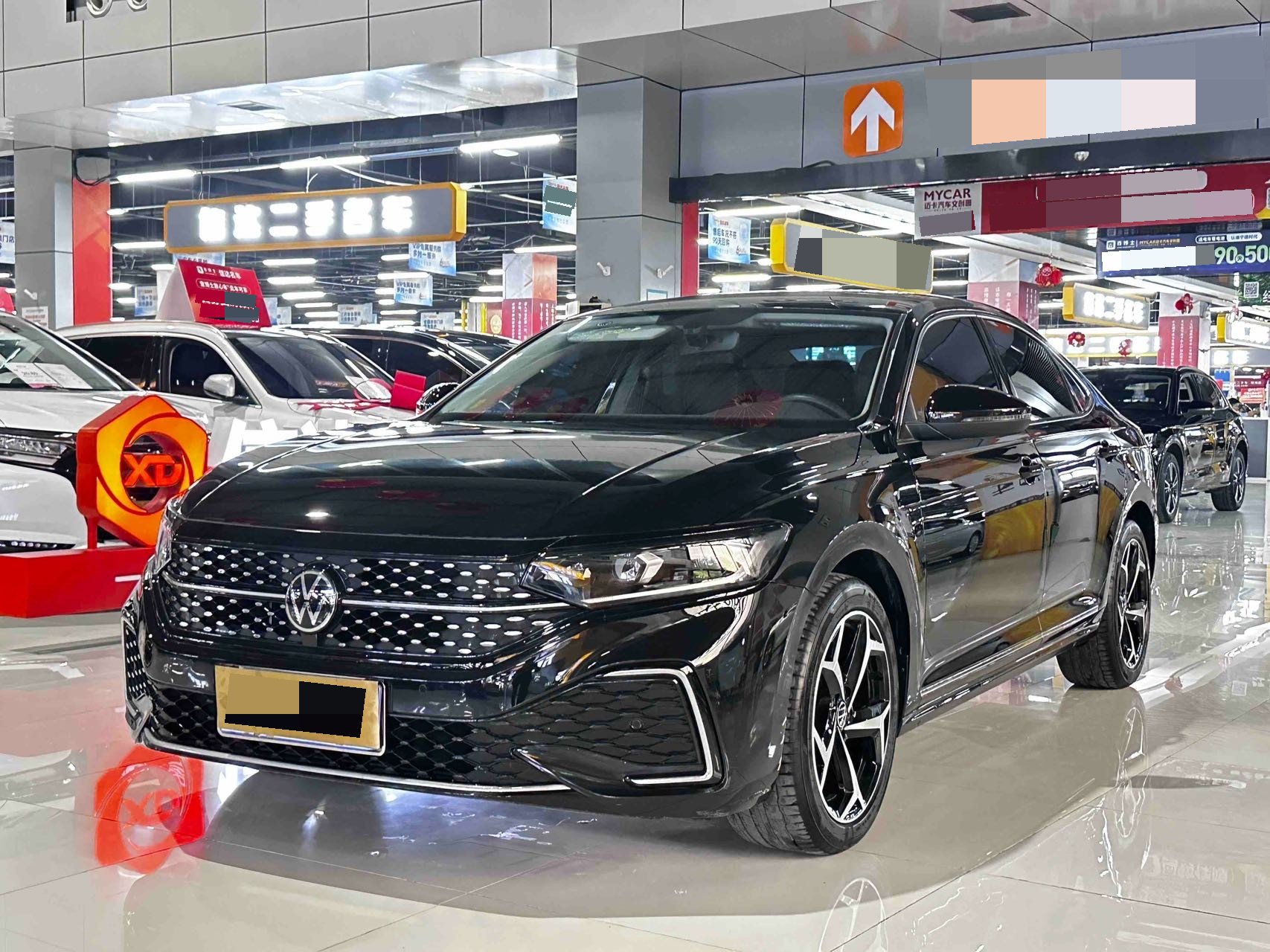 Volkswagen 2025 Passat 2.0TSI 330TSI Outstanding Edition Starry Sky Elite Version, Automatic Transmission exterior