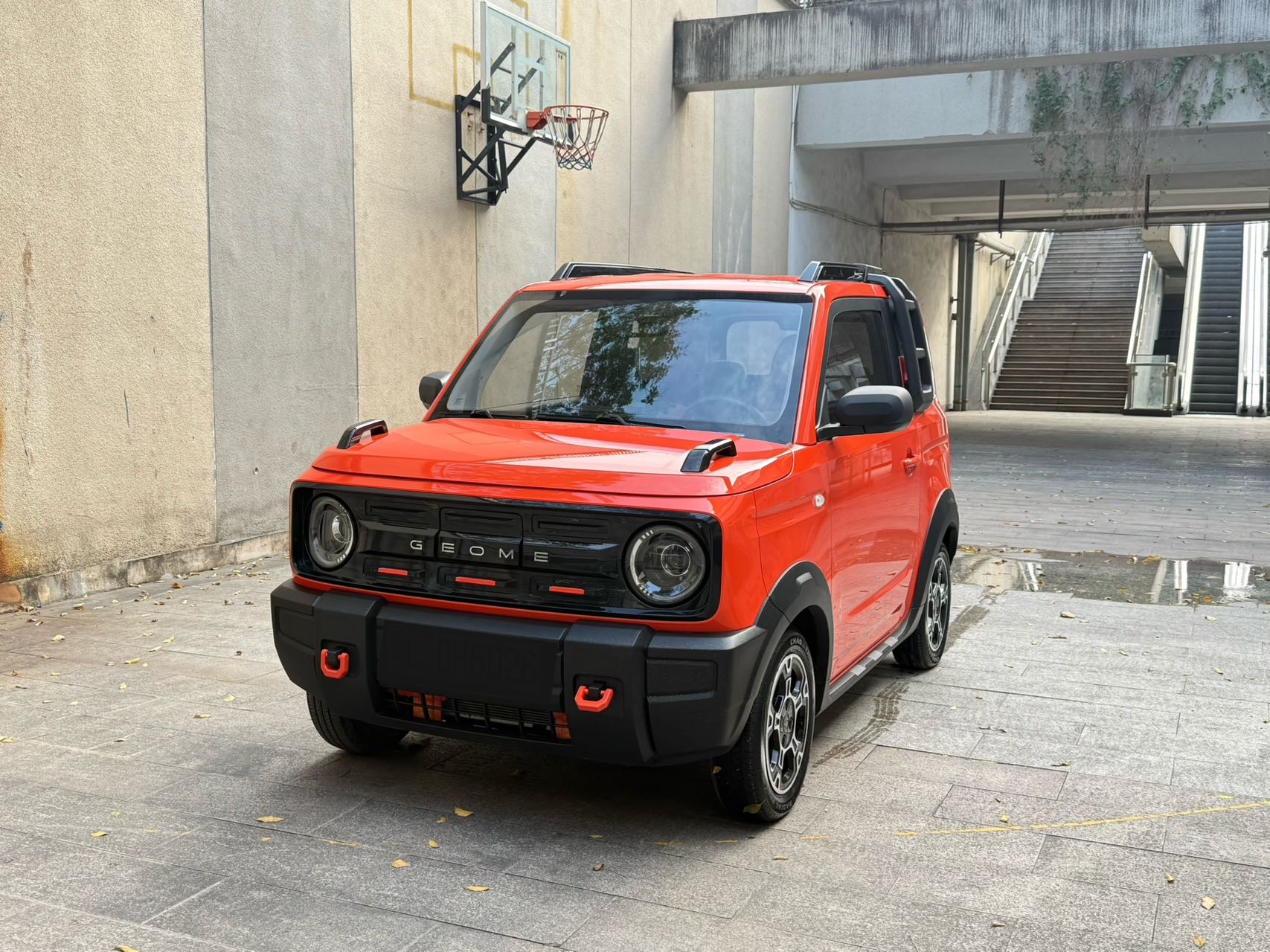 Geely 2025 Panda MINI 210 km Panda Knight Automatic Transmission exterior