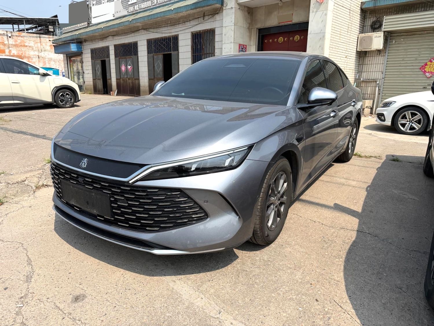 BYD 2025 Qin L DM-i 1.5 CVT Intelligent Driving Edition 80KM Leading Model, Automatic Transmission exterior