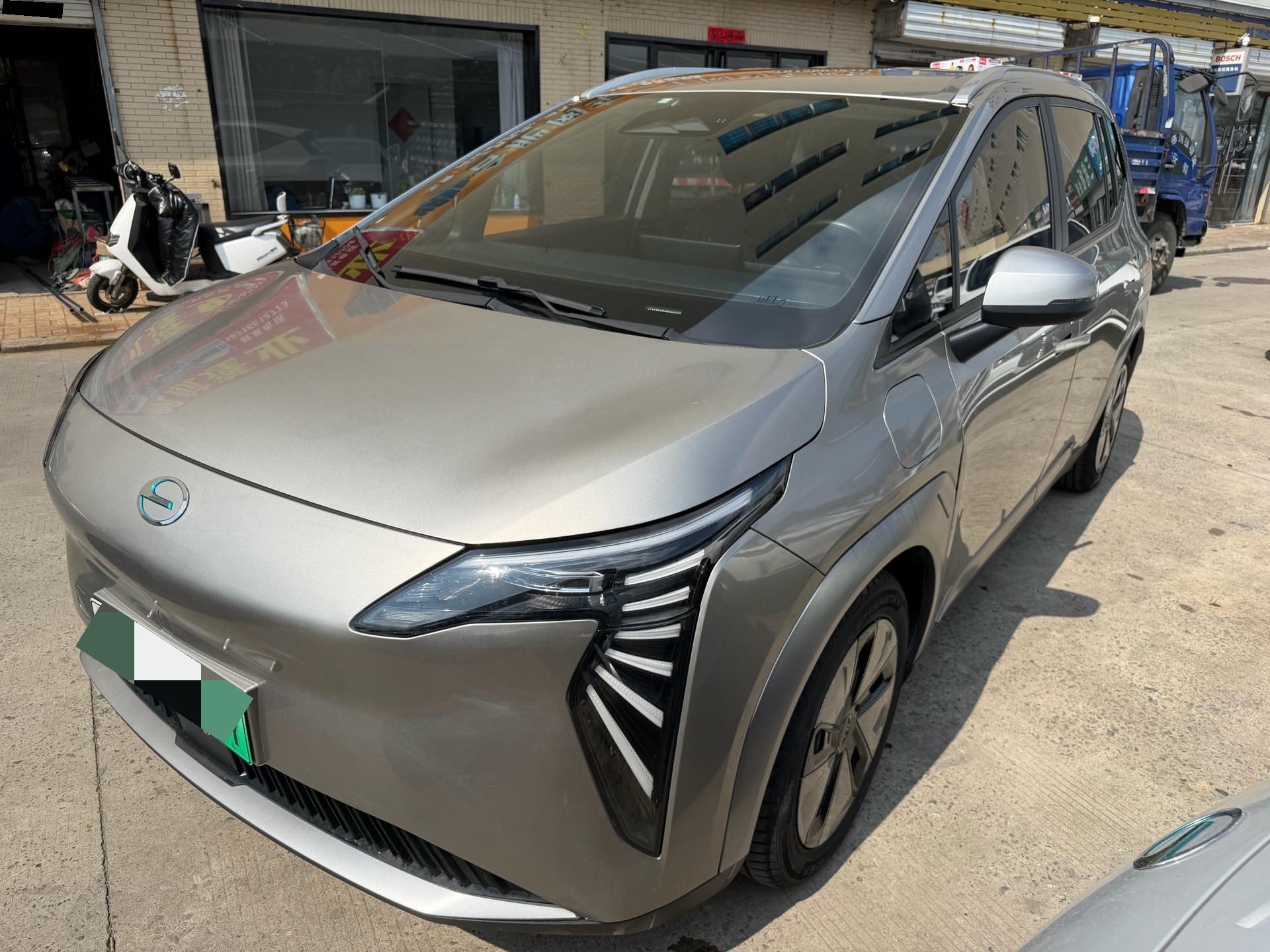GAC Aion 2023 Aion Y PLUS 80 Lexiang Edition, Lithium Iron Phosphate Battery, Automatic Transmission exterior
