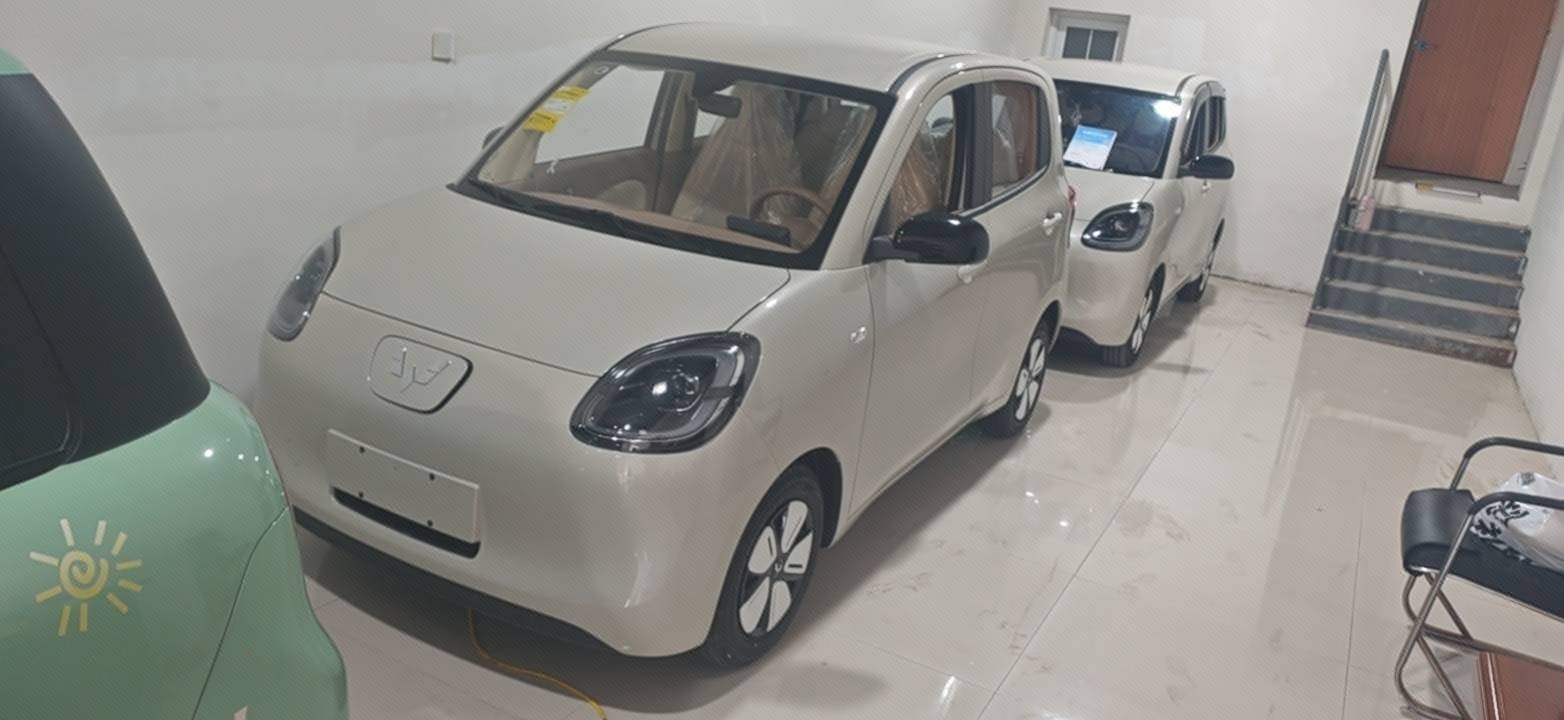 Wuling 2026 Hongguang MINI EV 205km Advanced Edition, Automatic Transmission exterior