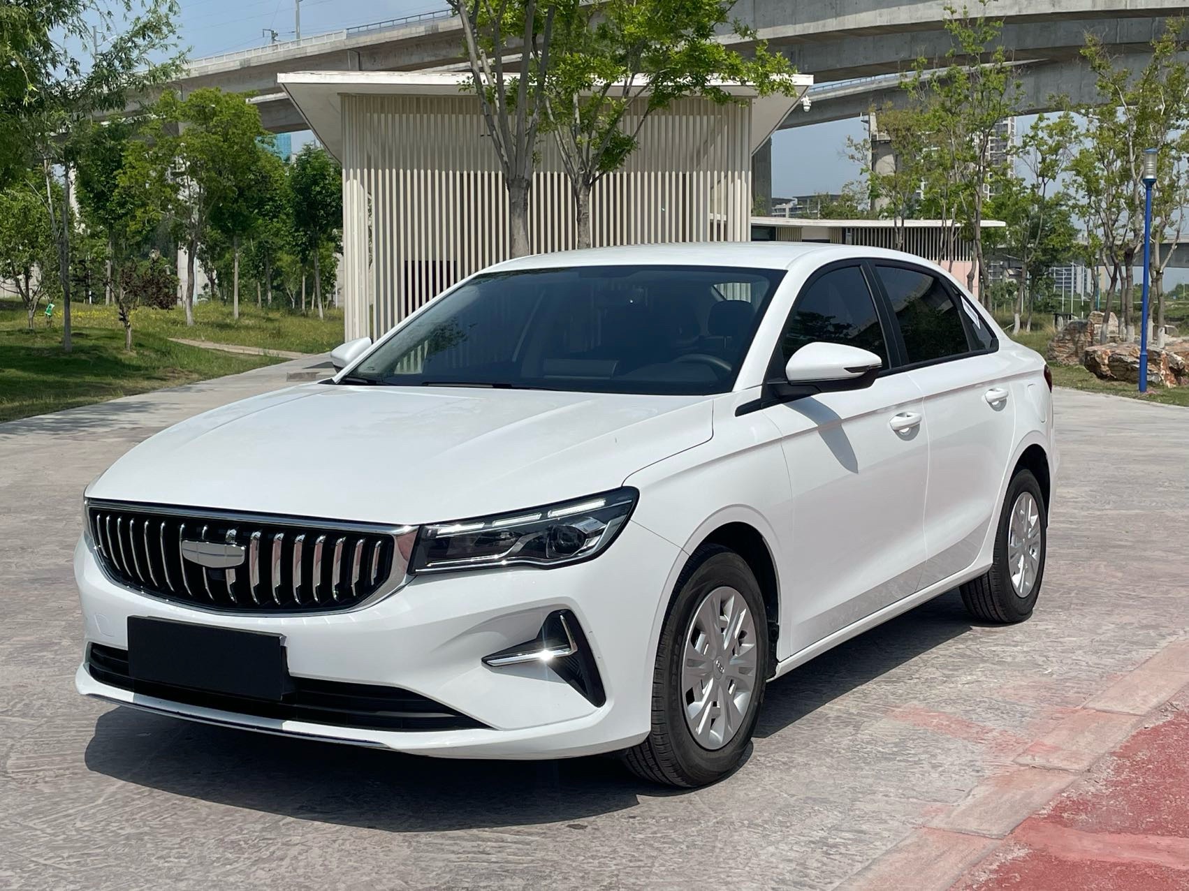 Geely 2025 Emgrand Sedan 1.5 Star Edition, Manual Transmission exterior