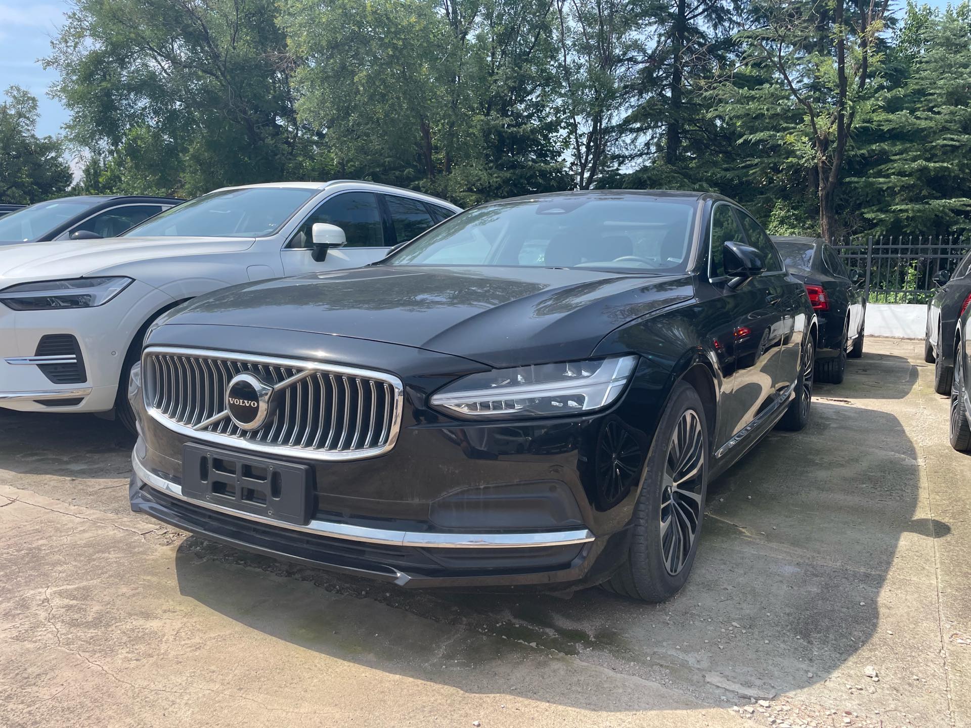 Volvo 2025 S90 48V 2.0T B5 Smart Comfort Luxury Edition, Automatic Transmission exterior