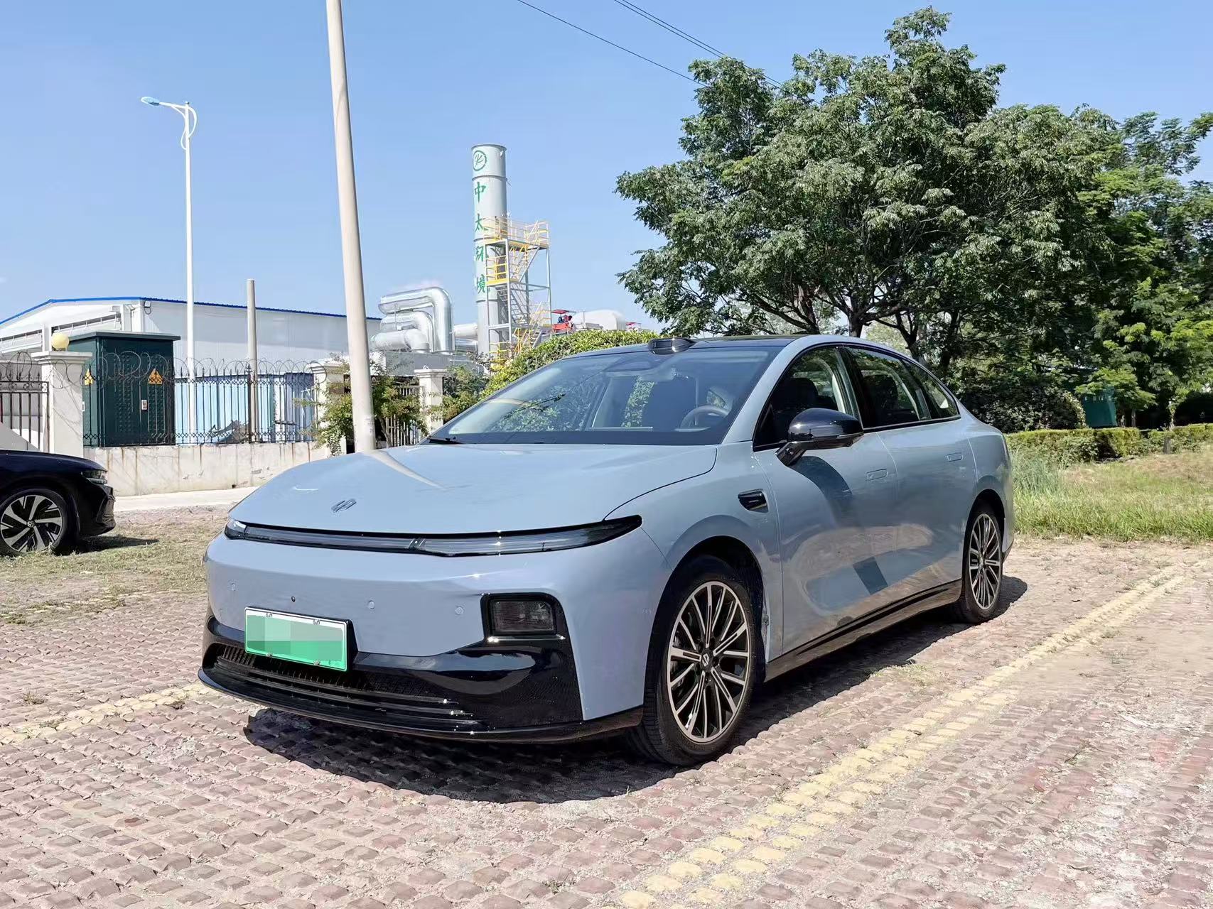 Leapmotor B01 2025 Model 550 LiDAR Edition exterior
