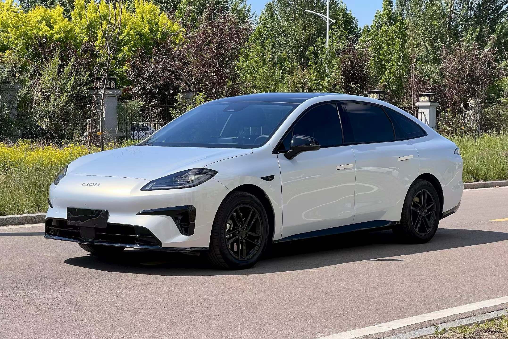 2025 AION RT 520 Smart Luxury Edition exterior