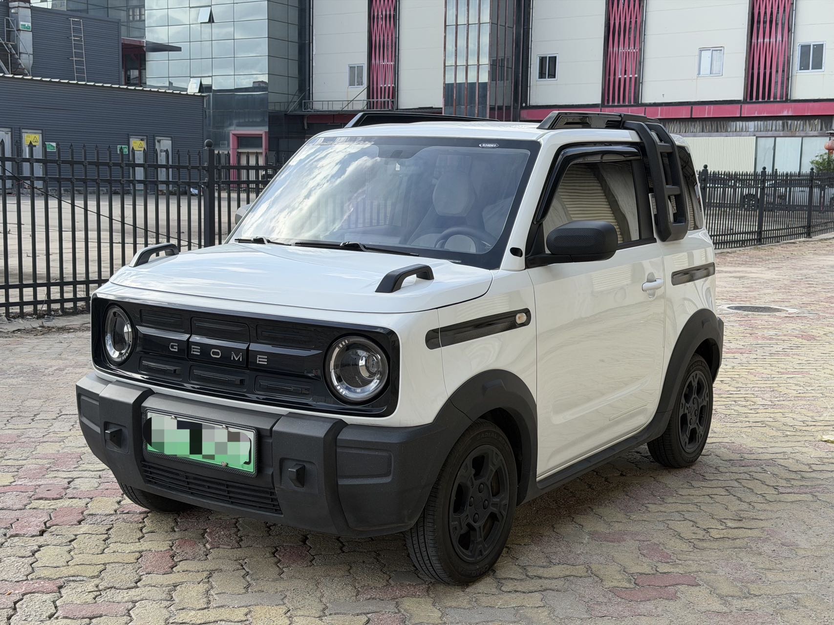 Geely 2025 Panda MINI 210 km Panda Knight Automatic Transmission exterior