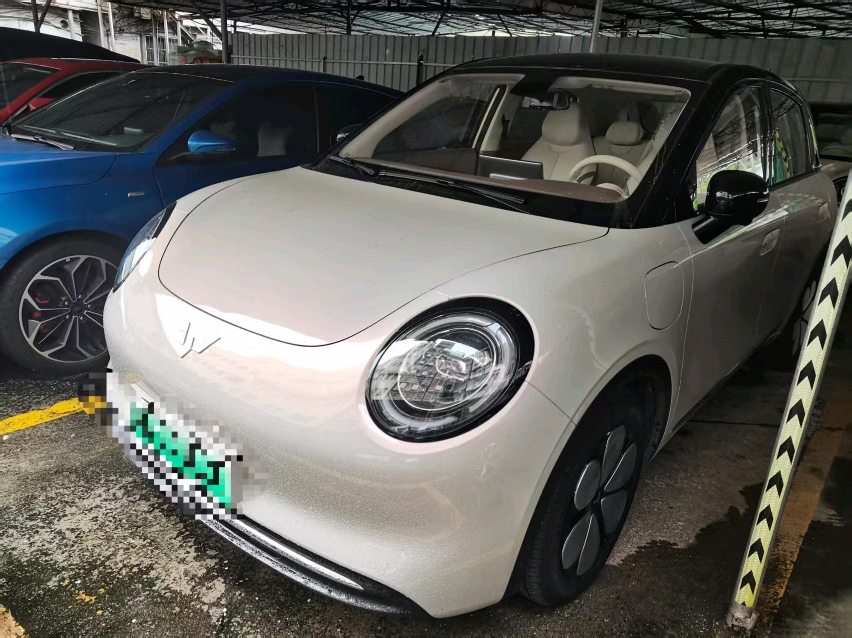 Wuling 2026 Bingo Pro 330km Flagship Model, Automatic Transmission exterior