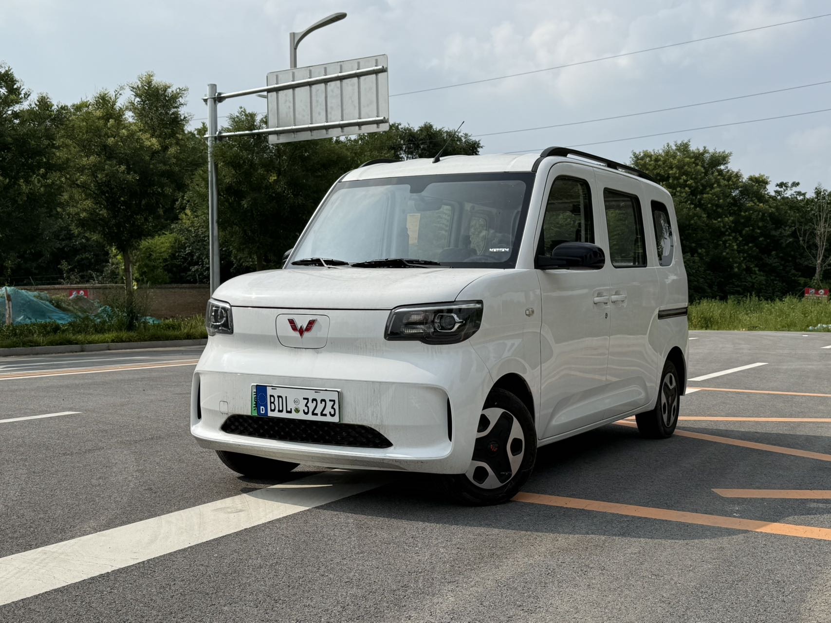 Wuling Hongguang New Energy 2025 Model, 201 km, Comfort Edition exterior