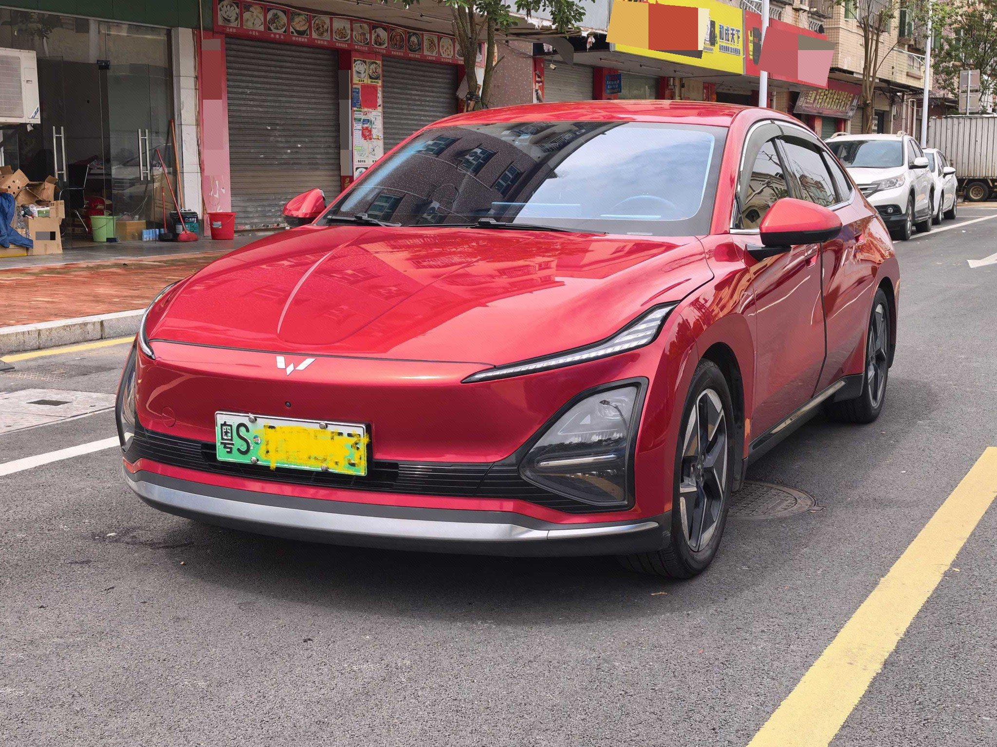 Wuling Starlight 2024 Co-Creation Edition 510 Advanced Model exterior