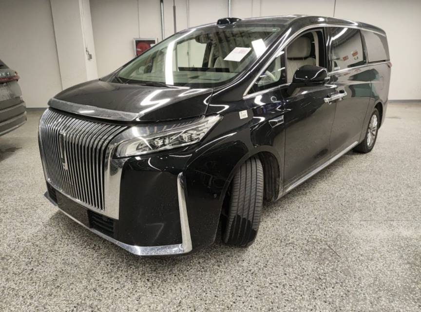 WEY 2025 Gaoshan 9 Hi4 1.5T AWD Automatic exterior