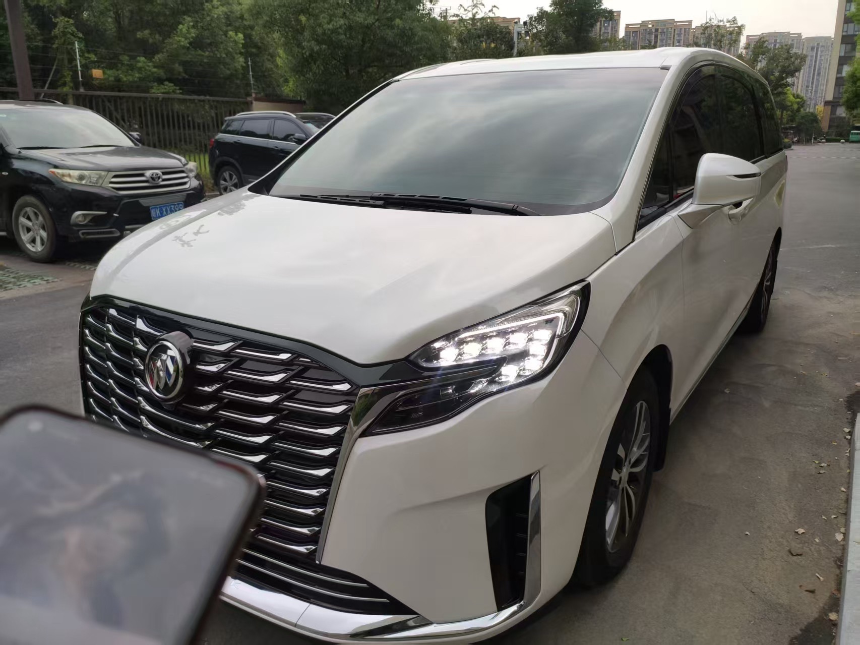 2023 Buick GL8 ES Luzun 653T Comfort Edition exterior