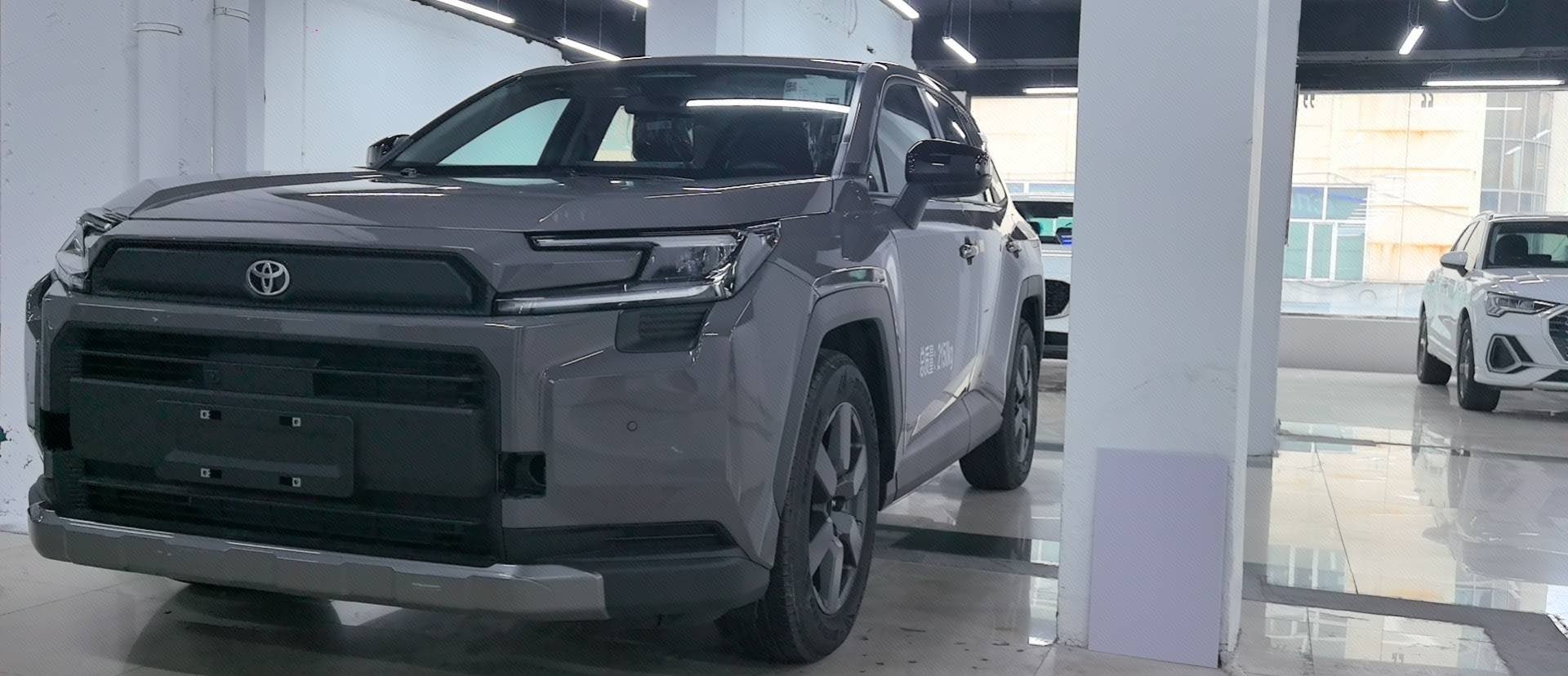 Toyota 2026 RAV4 2.0 CVT AWD Luxury Edition Automatic Transmission exterior