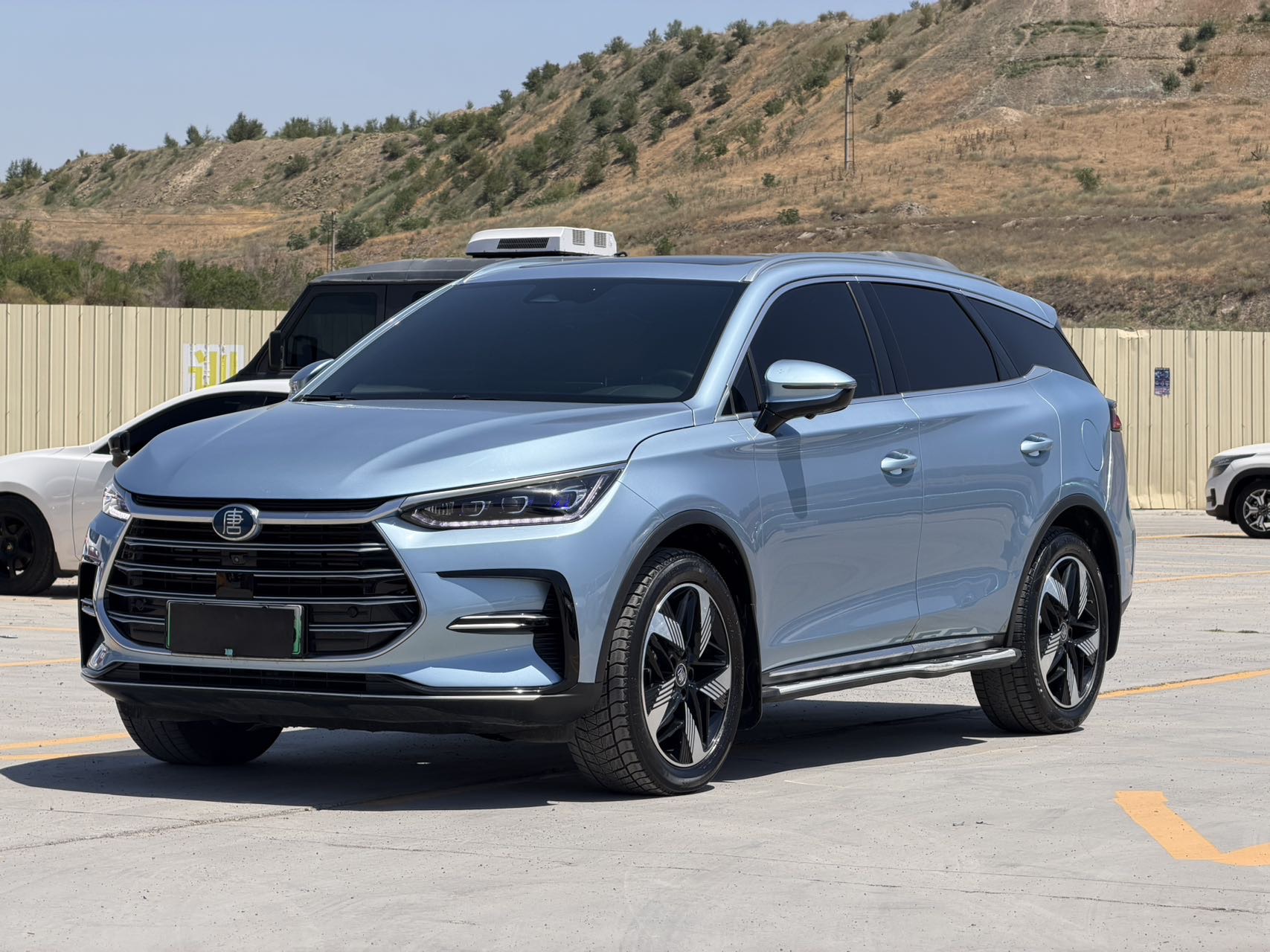BYD Tang New Energy 2024 Model Year Tang DM-i 1.5T CVT Champion Edition 200KM Premium Automatic Transmission exterior