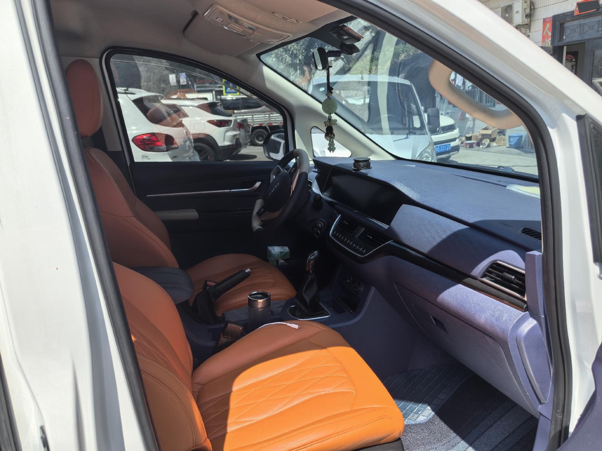 BAIC 2025 Model Year Ace M7 2.0 CNG Elite Edition 7-Seater Manual Transmission exterior