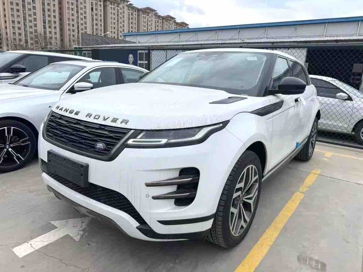 Range Rover Evoque 2024 Model Year, Evoque L 249PS, Light Master Prestige Edition exterior