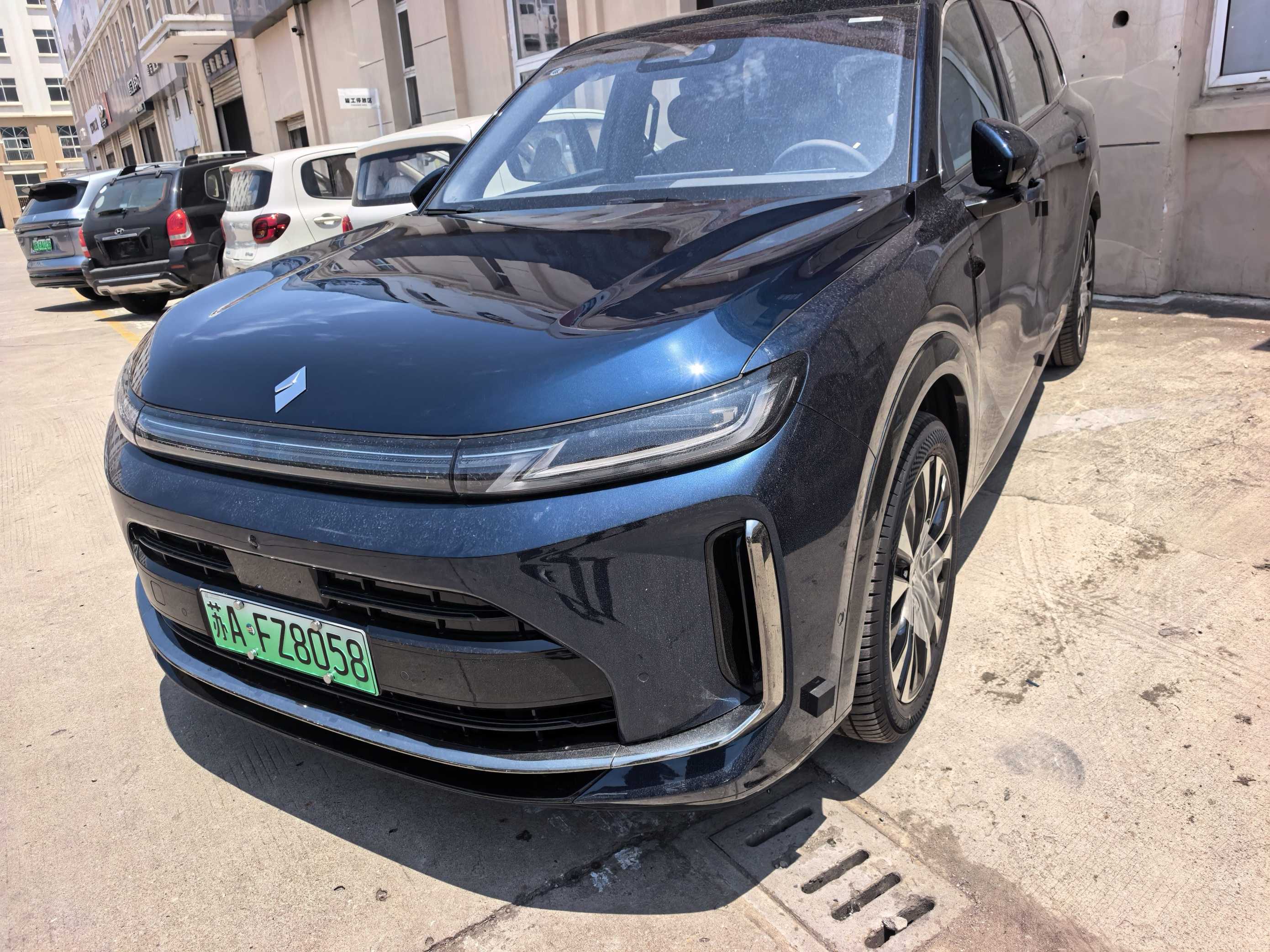 Huajing 2026 Model Year Huajing S 1.5T 255 km Qiankun Premium Edition Automatic Transmission exterior