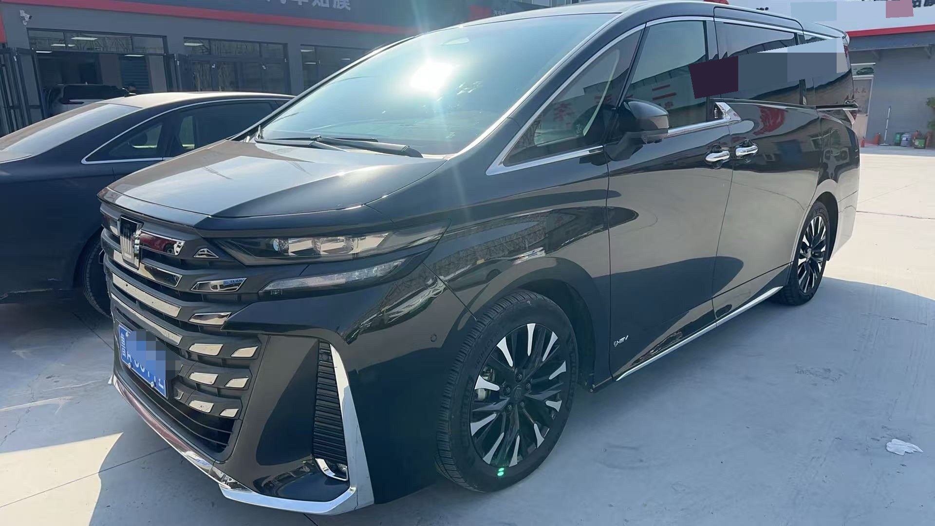 Toyota Vellfire (Imported) 2024 Model Year Crown Vellfire 2.5 CVT Supreme Executive Edition Automatic Transmission exterior