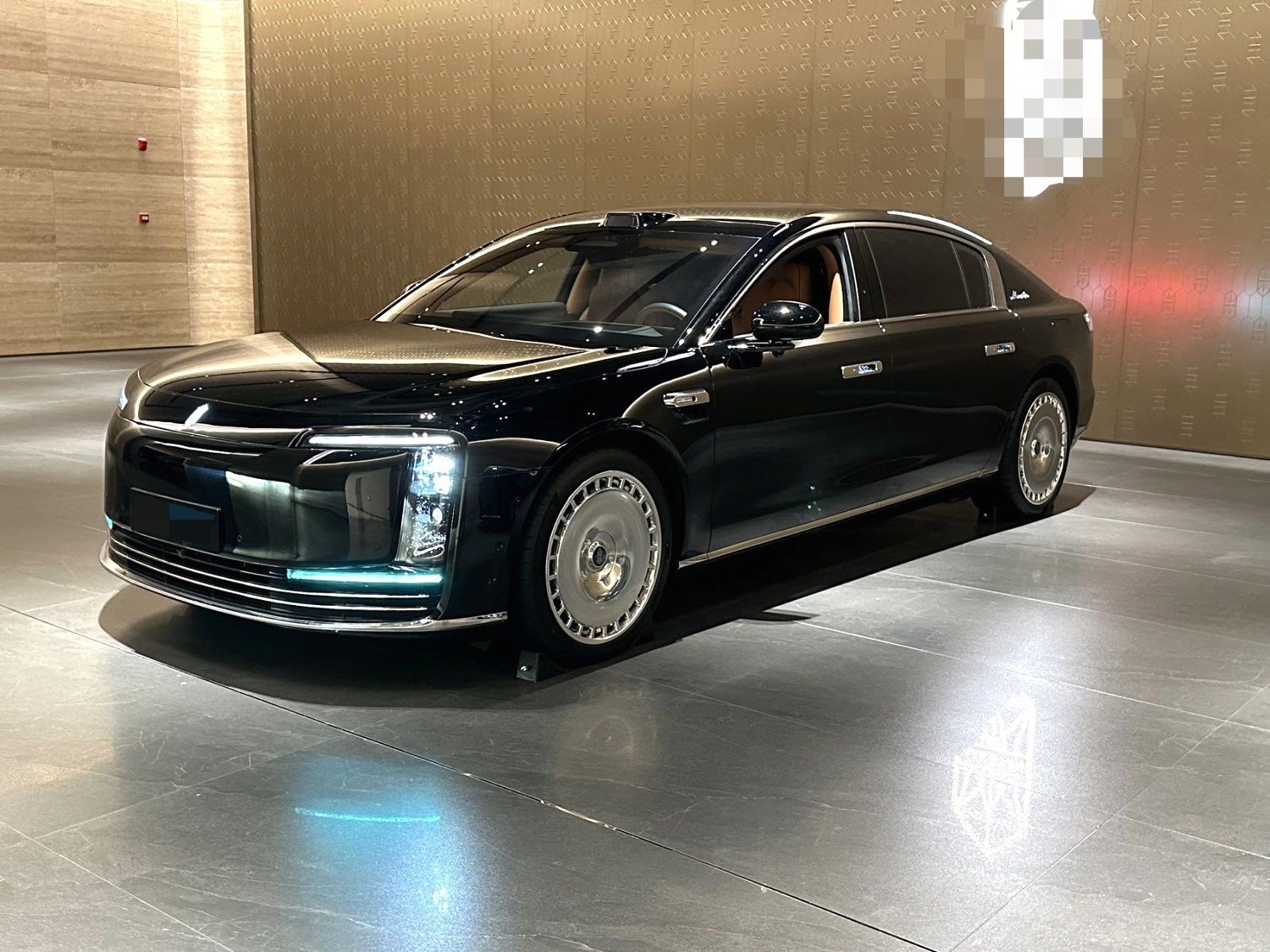 Zunjie S800 2025 Model Year, Extended-Range, Star Glory Executive Edition, 4-Seater exterior