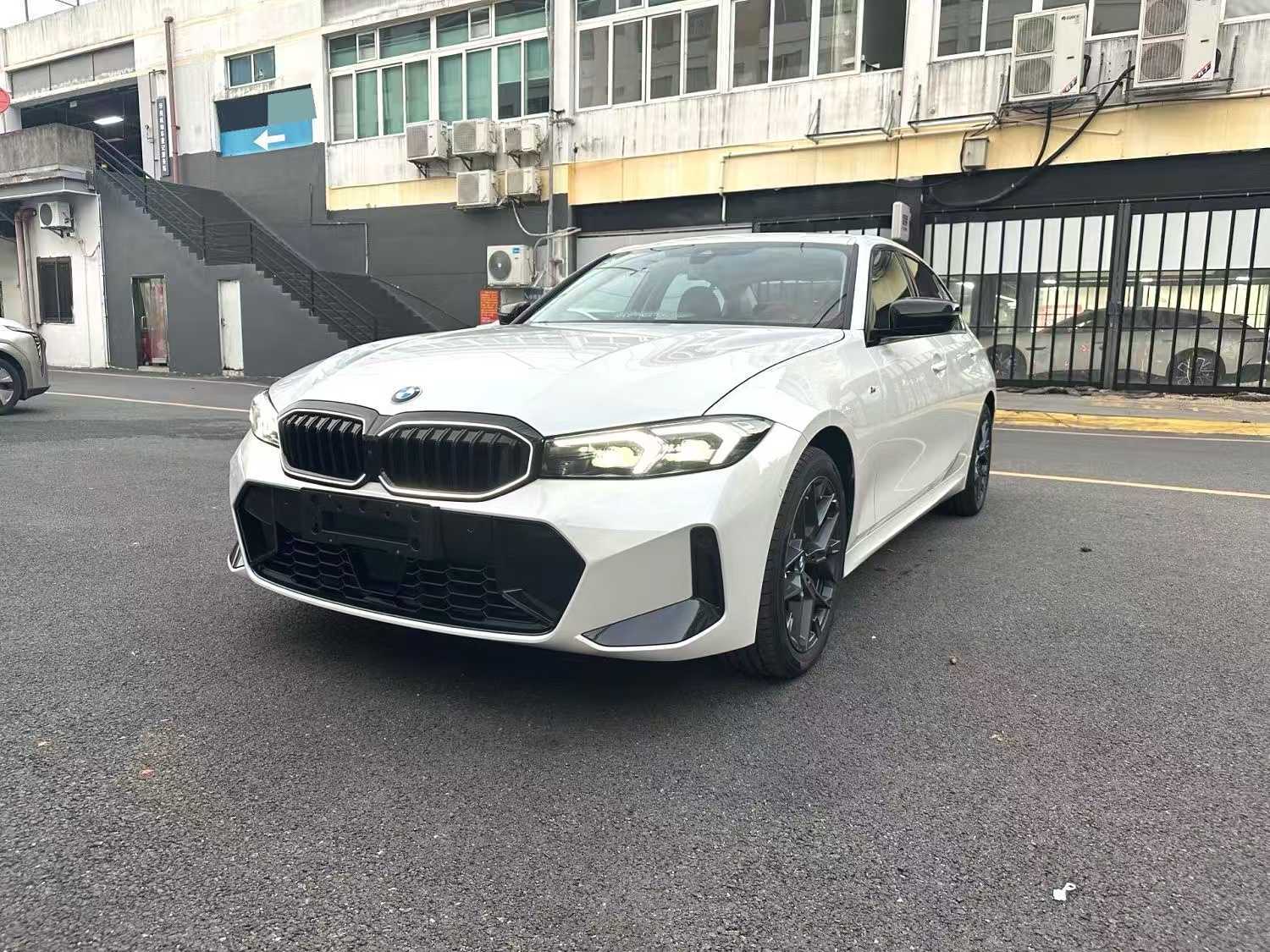 BMW 3 Series 2026 Model Year 330Li 2.0T M Sport Night Edition Package, Automatic Transmission exterior