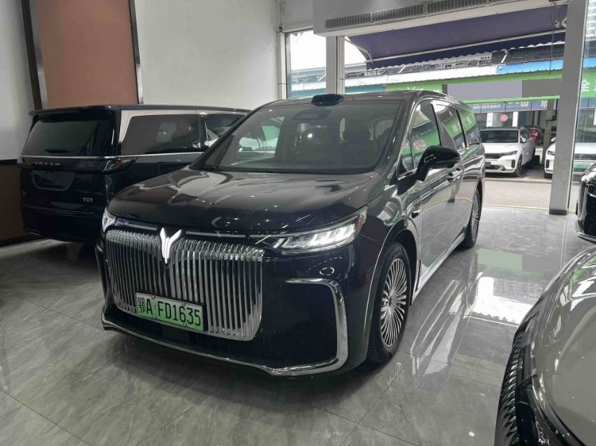 LanTu 2025 Dreamer PHEV 1.5T AWD Premium Qiankun Edition, Automatic Transmission exterior