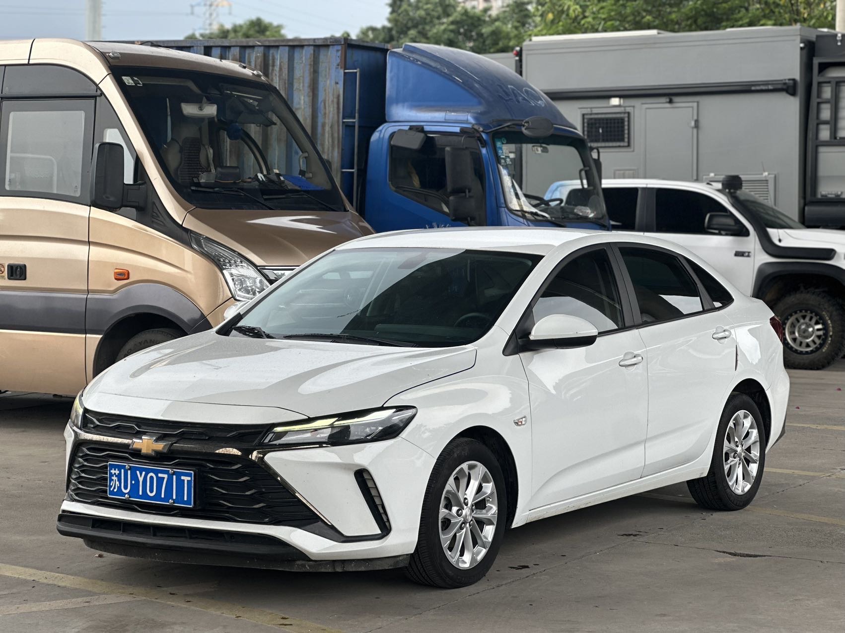 2023 Cruze 1.5L Dual-Clutch WOW Value Edition exterior